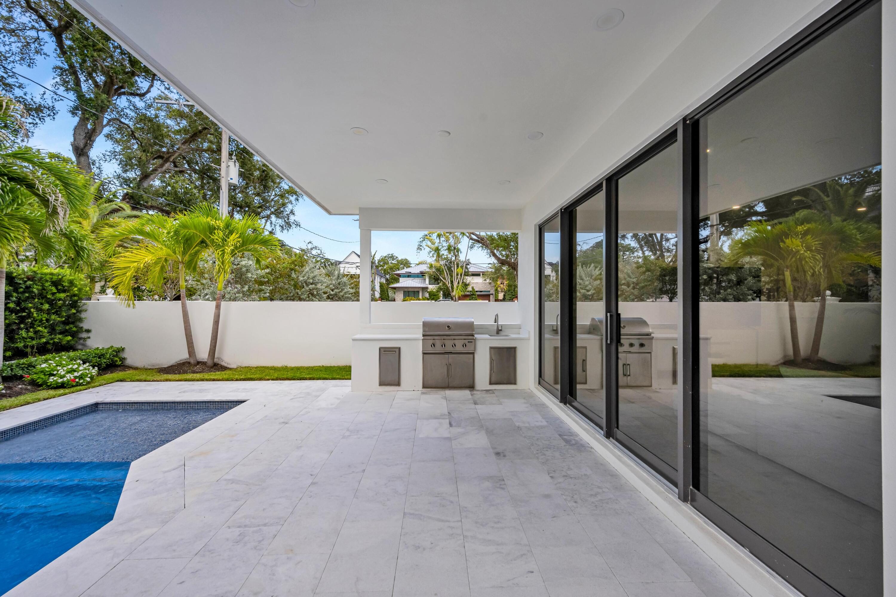 1625 SE 1st Fort Lauderdale, FL 33301