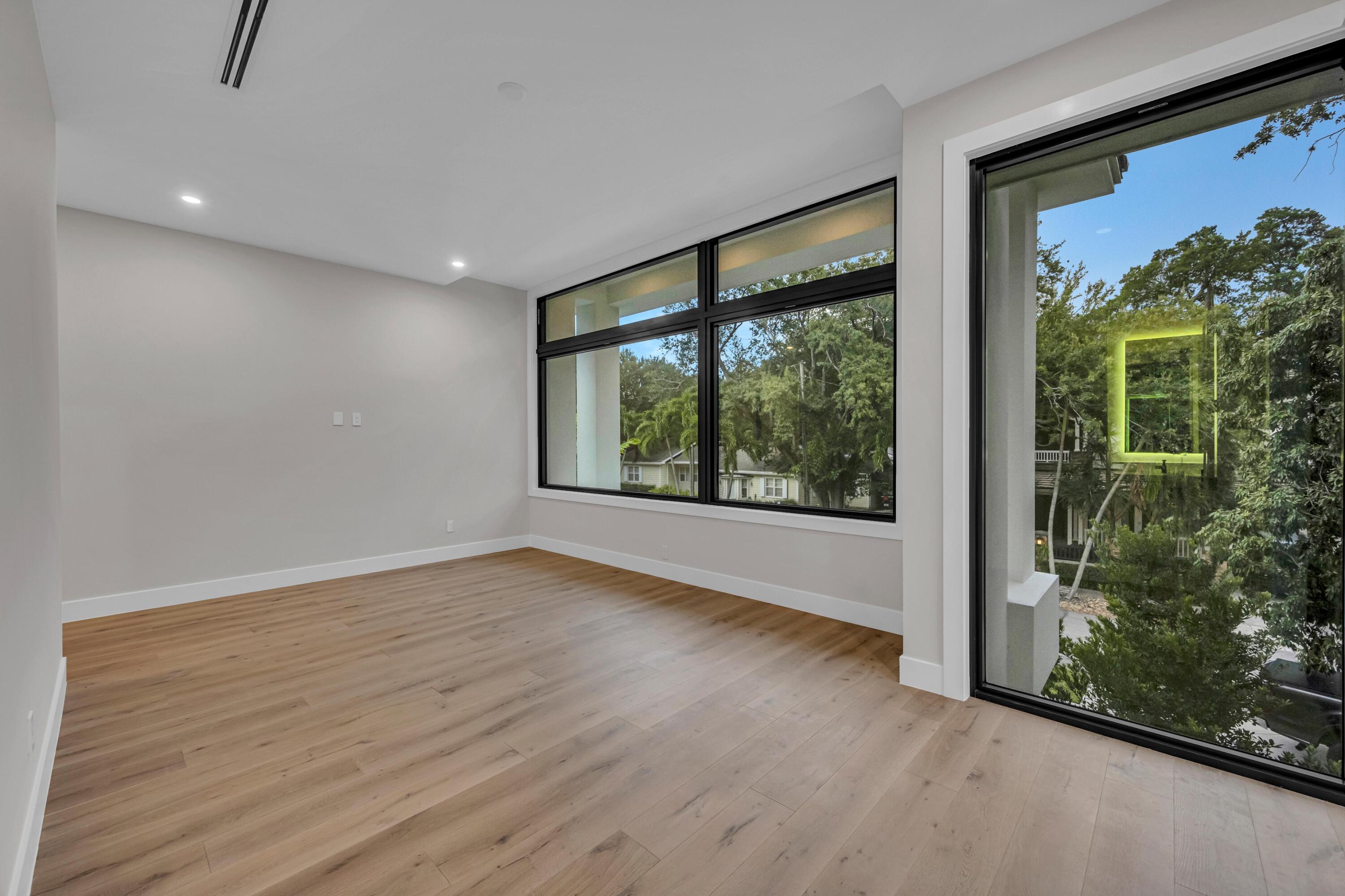 1625 SE 1st Fort Lauderdale, FL 33301