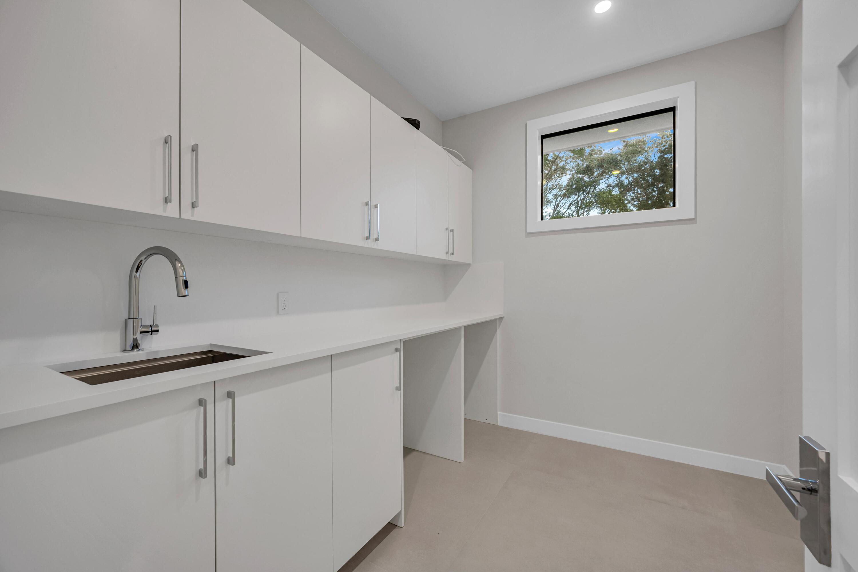1625 SE 1st Fort Lauderdale, FL 33301
