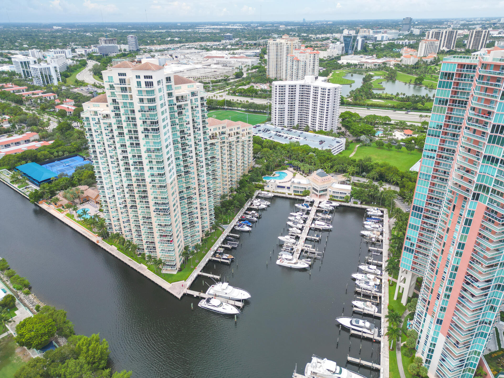 image Aventura Marina 124