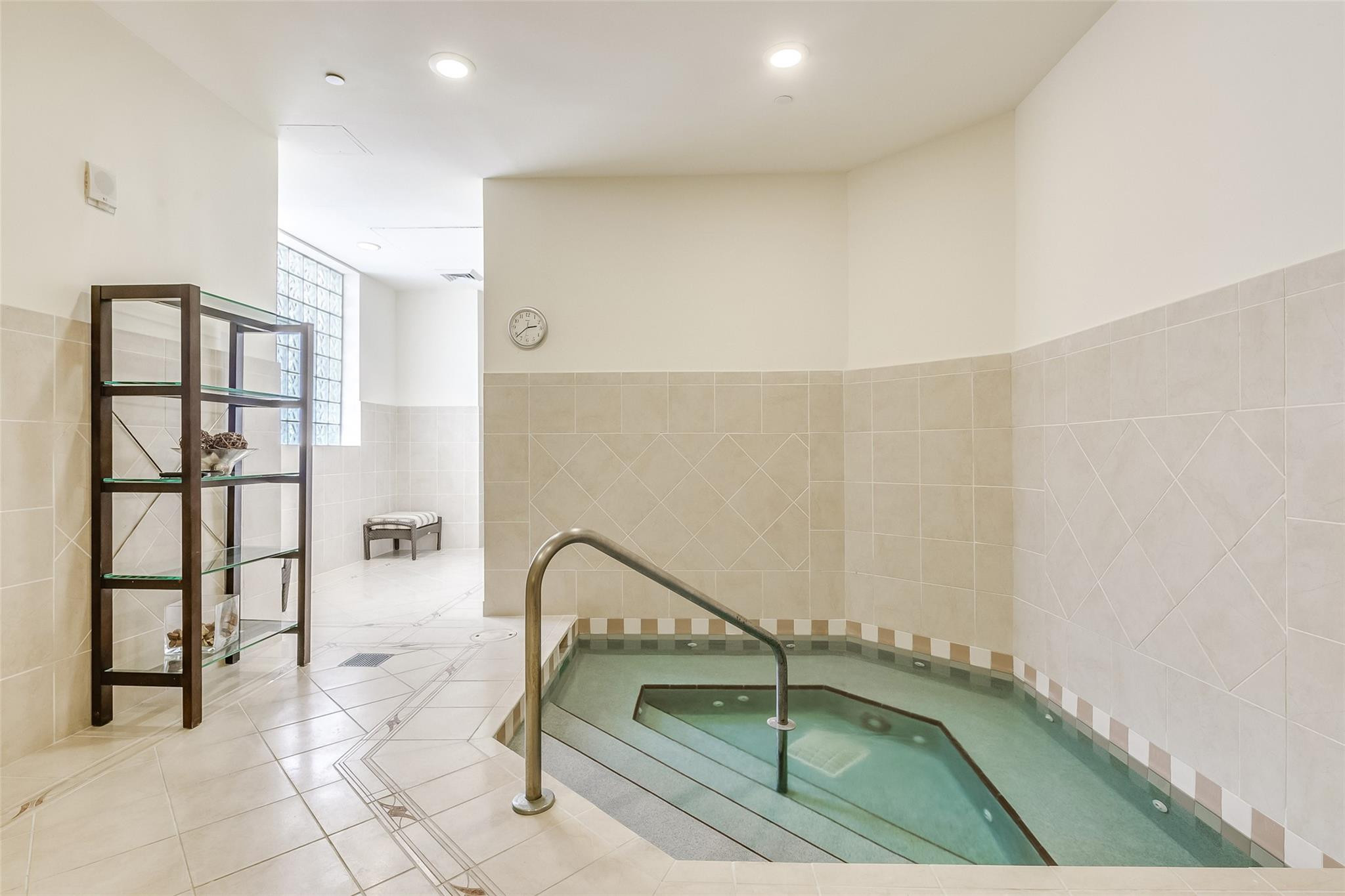 610 W Las Olas Blvd #517N Fort Lauderdale, FL 33312