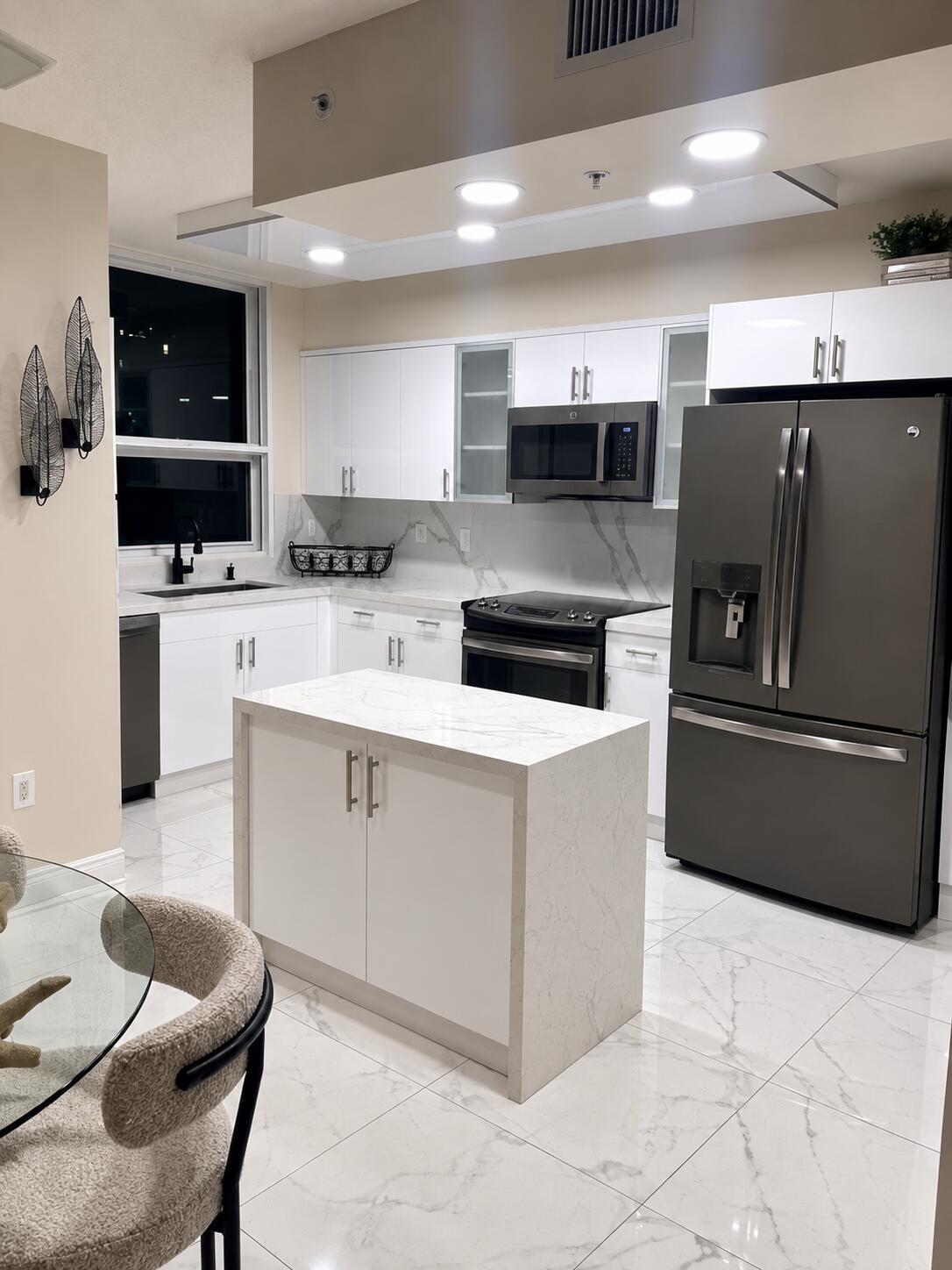 610 W Las Olas Blvd #517N Fort Lauderdale, FL 33312