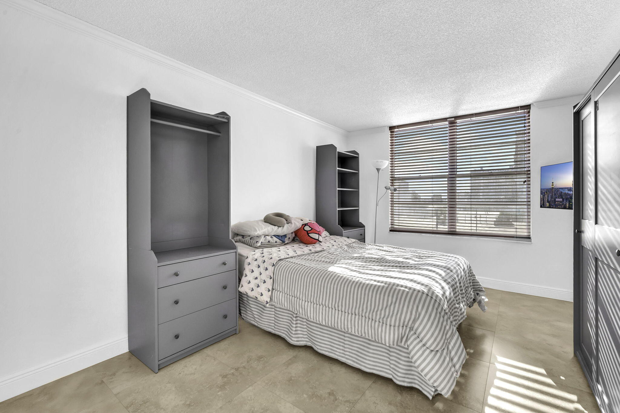 image Winston Towers 30011