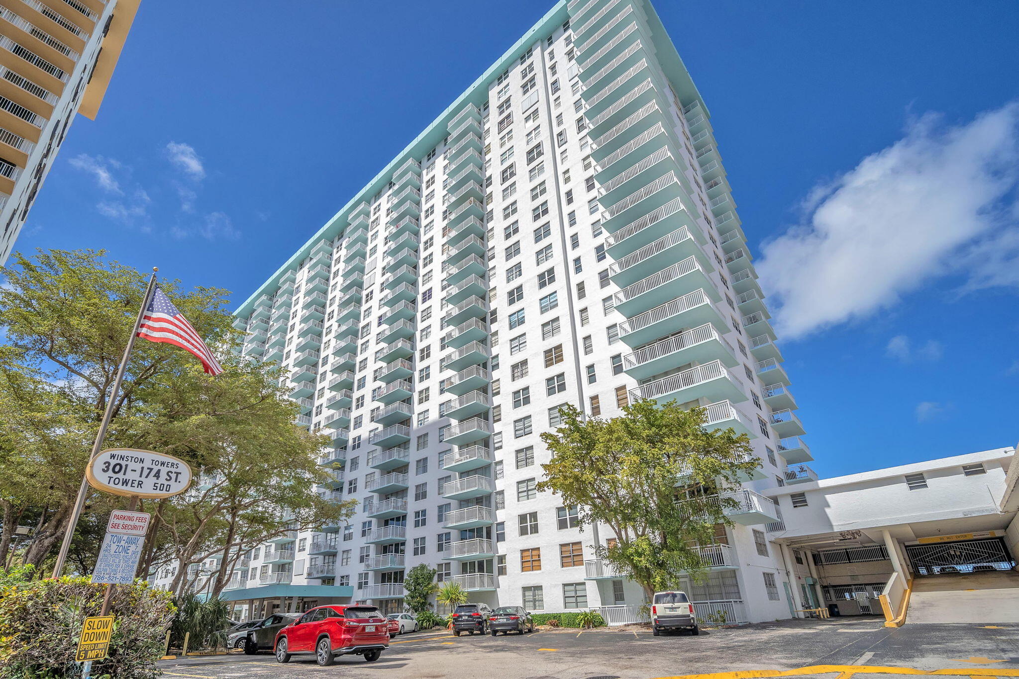 image Winston Towers 3001