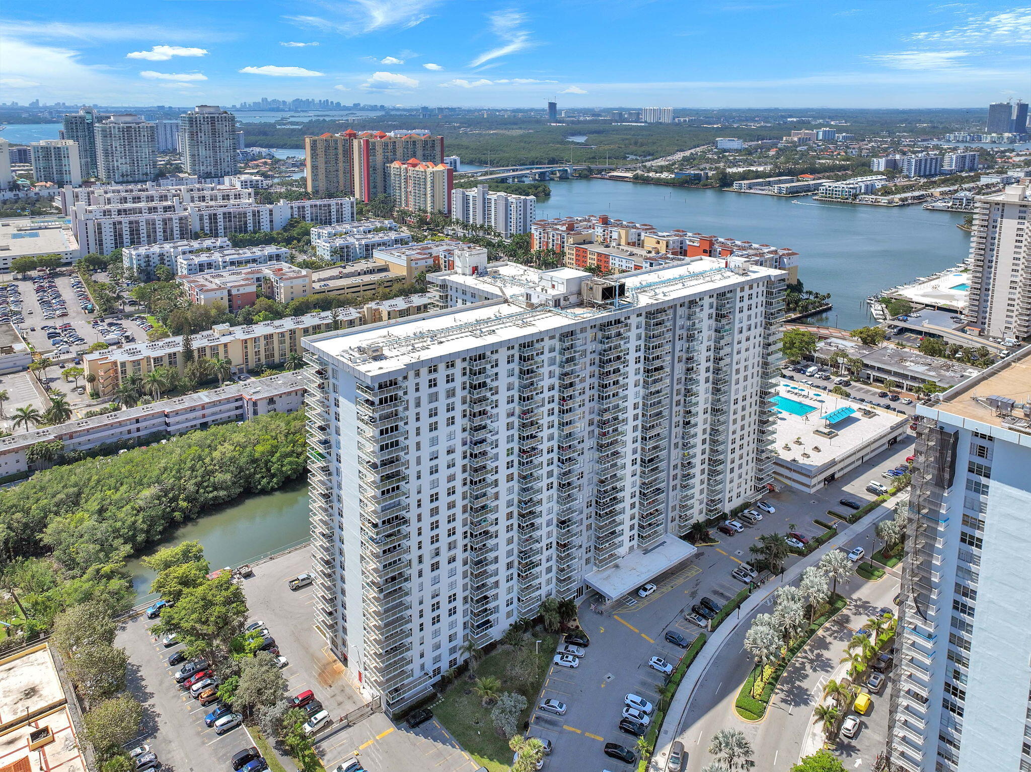 image Winston Towers 30031