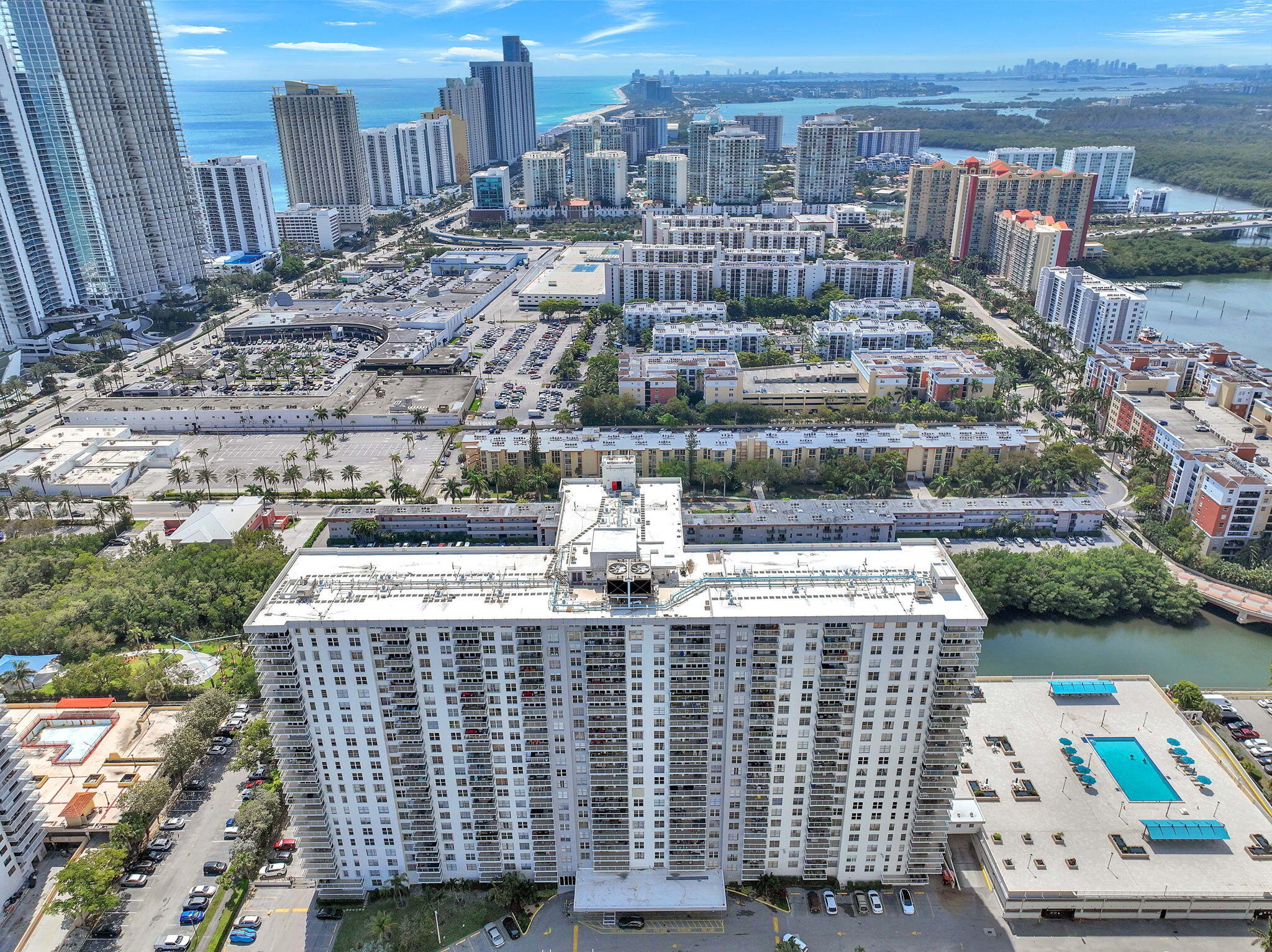 image Winston Towers 30034
