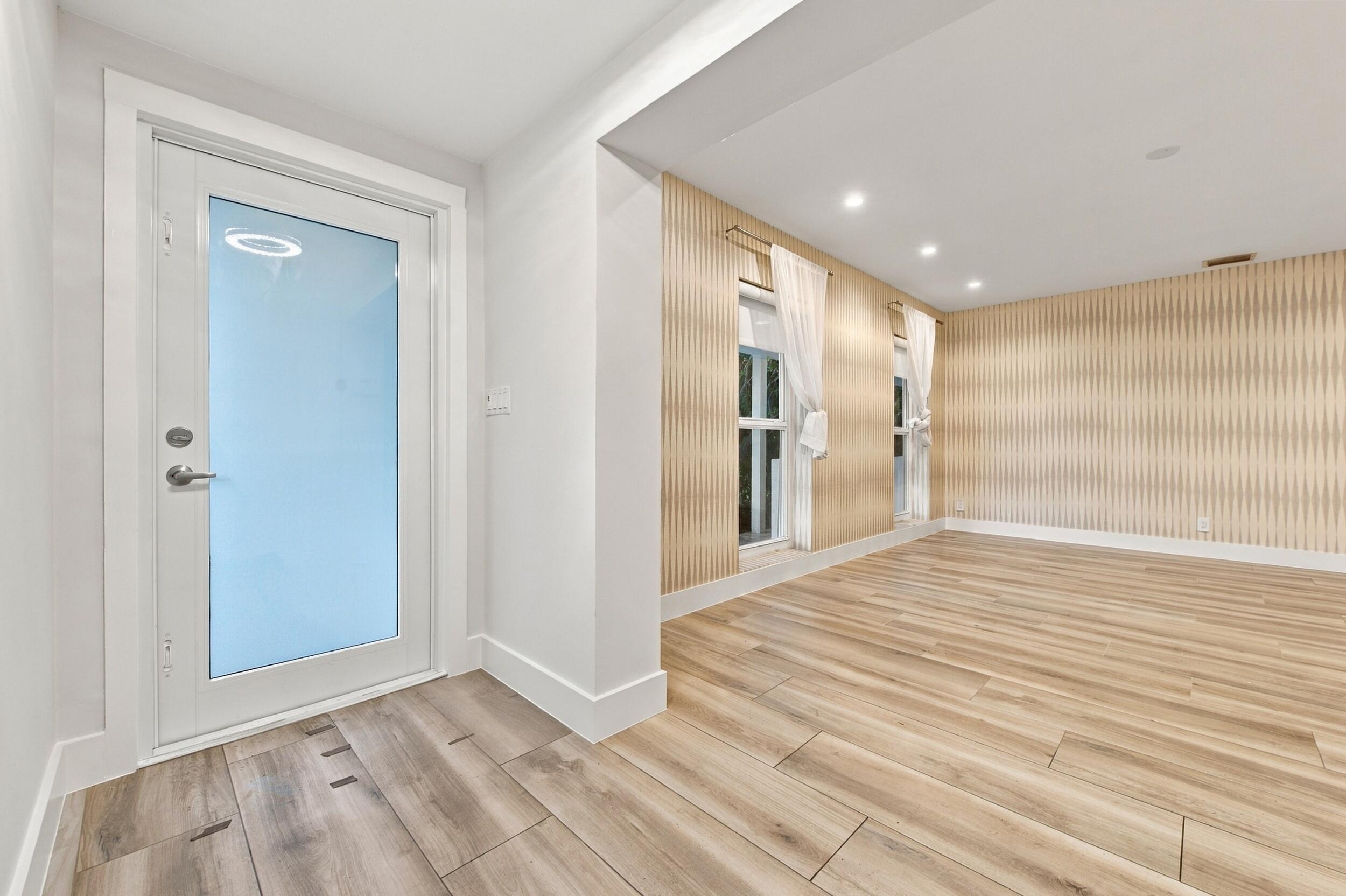 722 SW 16th Ct Fort Lauderdale, FL 33315
