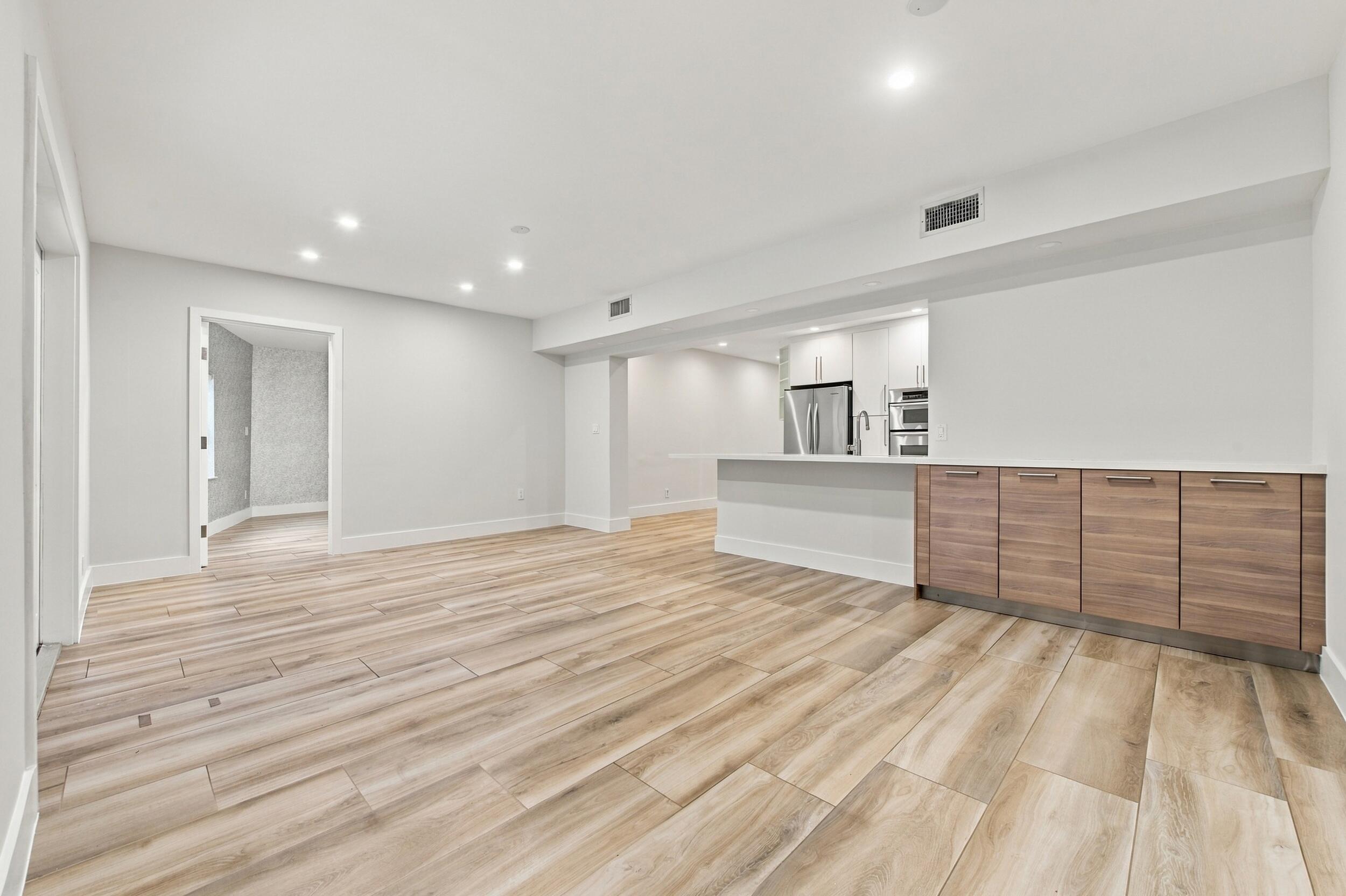 722 SW 16th Ct Fort Lauderdale, FL 33315