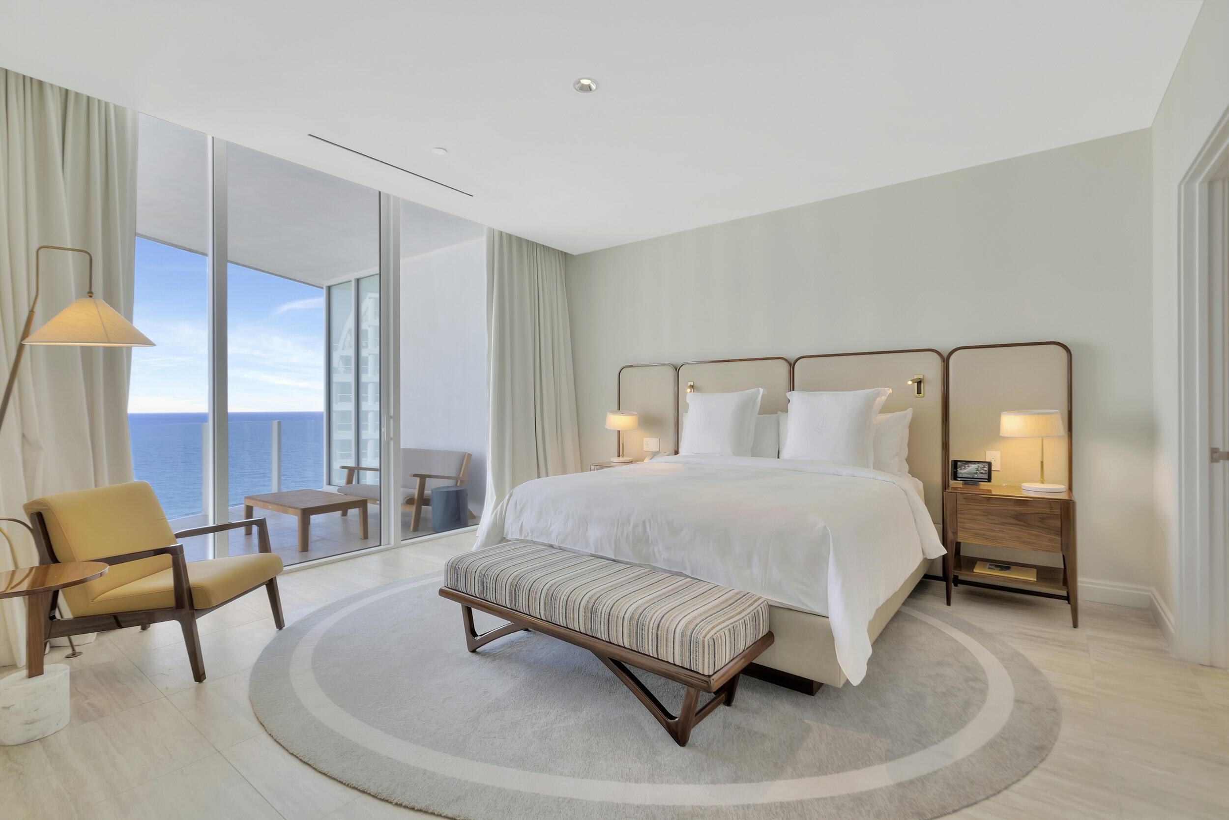 525 N Fort Lauderdale Bch Blvd #1704 Fort Lauderdale, FL 33304