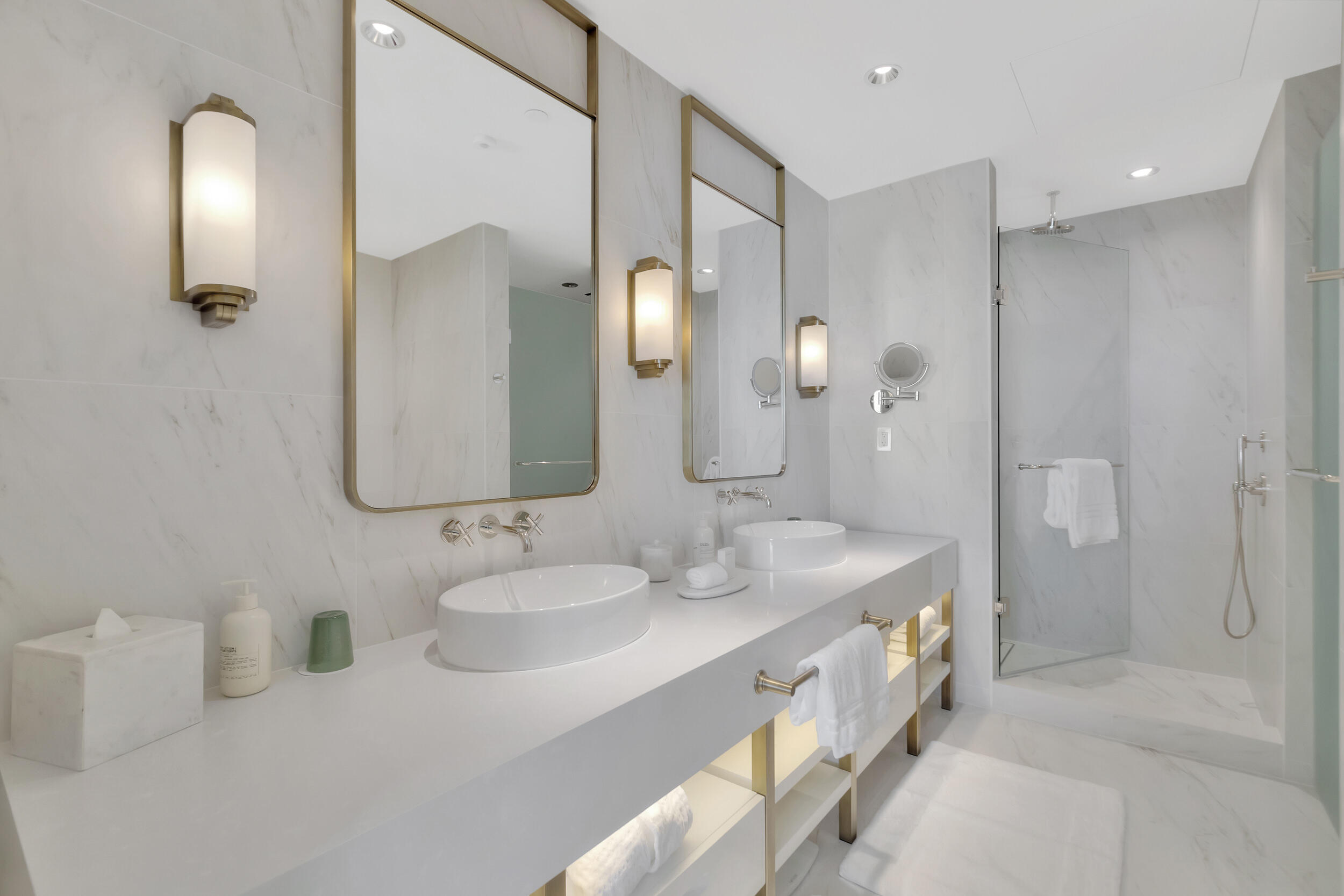 525 N Fort Lauderdale Bch Blvd #1704 Fort Lauderdale, FL 33304