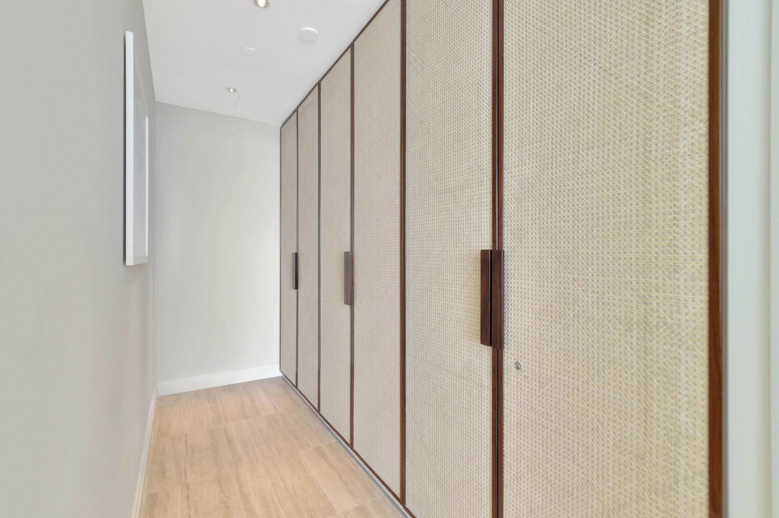 525 N Fort Lauderdale Bch Blvd #1704 Fort Lauderdale, FL 33304