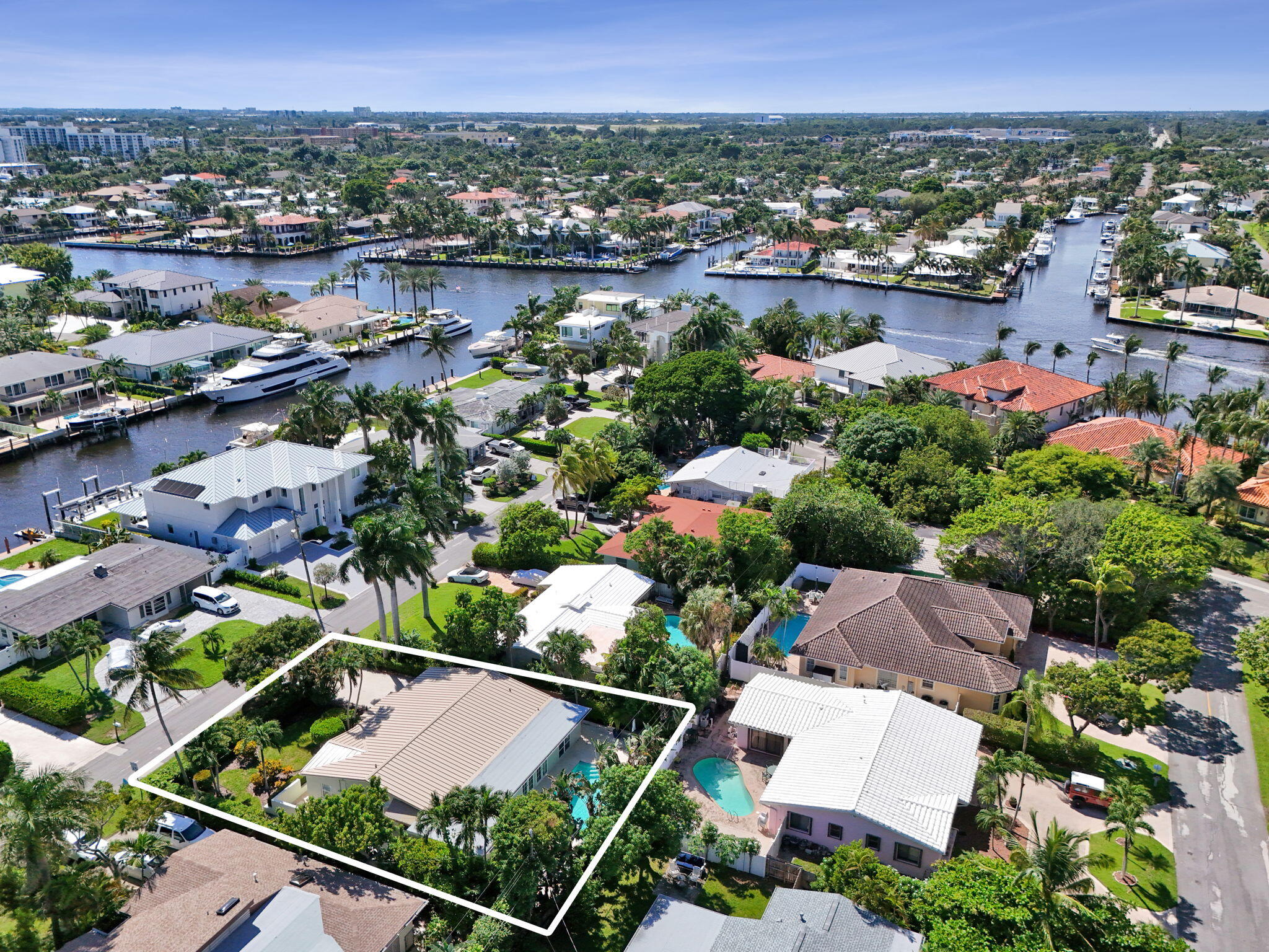 3207 Dover Rd Pompano Beach, FL 33062