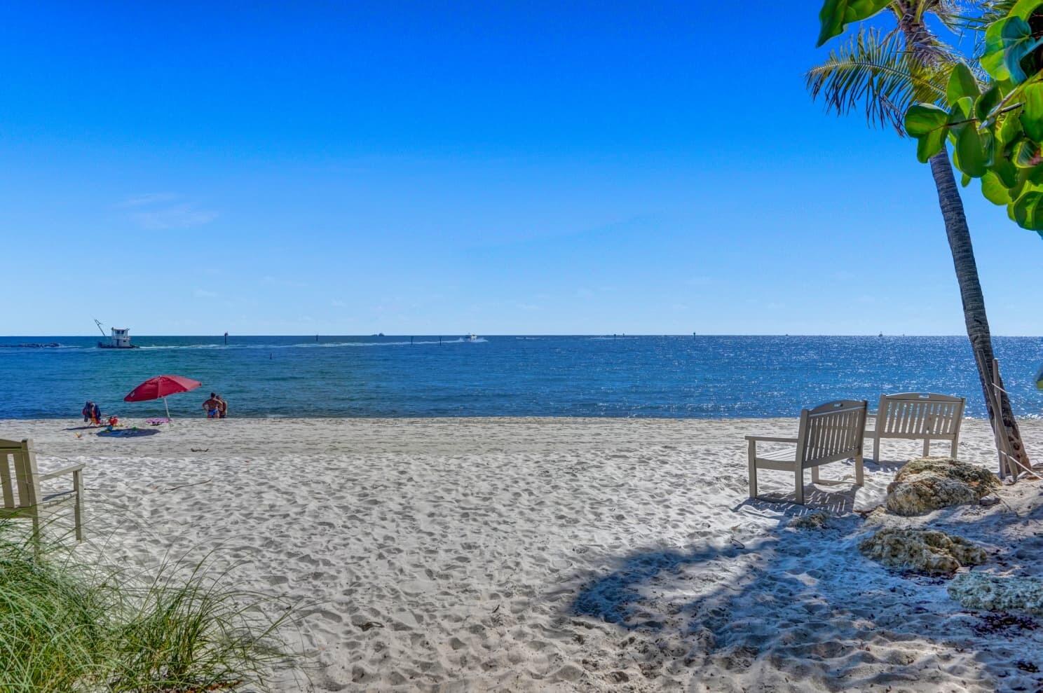 3207 Dover Rd Pompano Beach, FL 33062