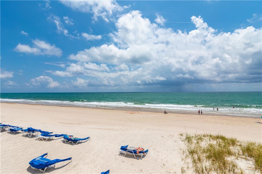 3900 N Ocean Dr #11G