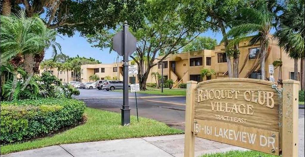153 Lakeview Dr #201
