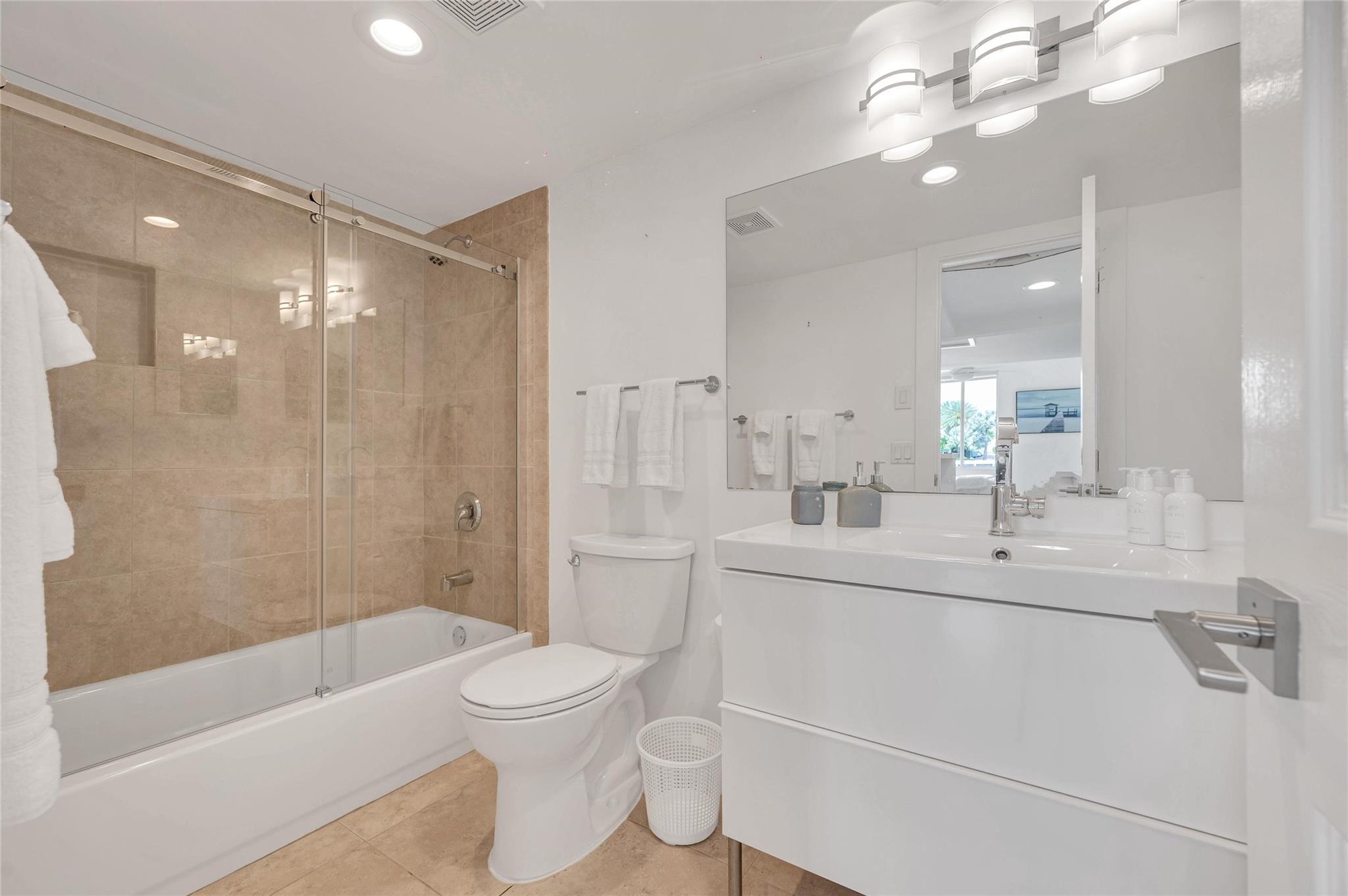 1824 S Ocean Dr #1-3 Fort Lauderdale, FL 33316