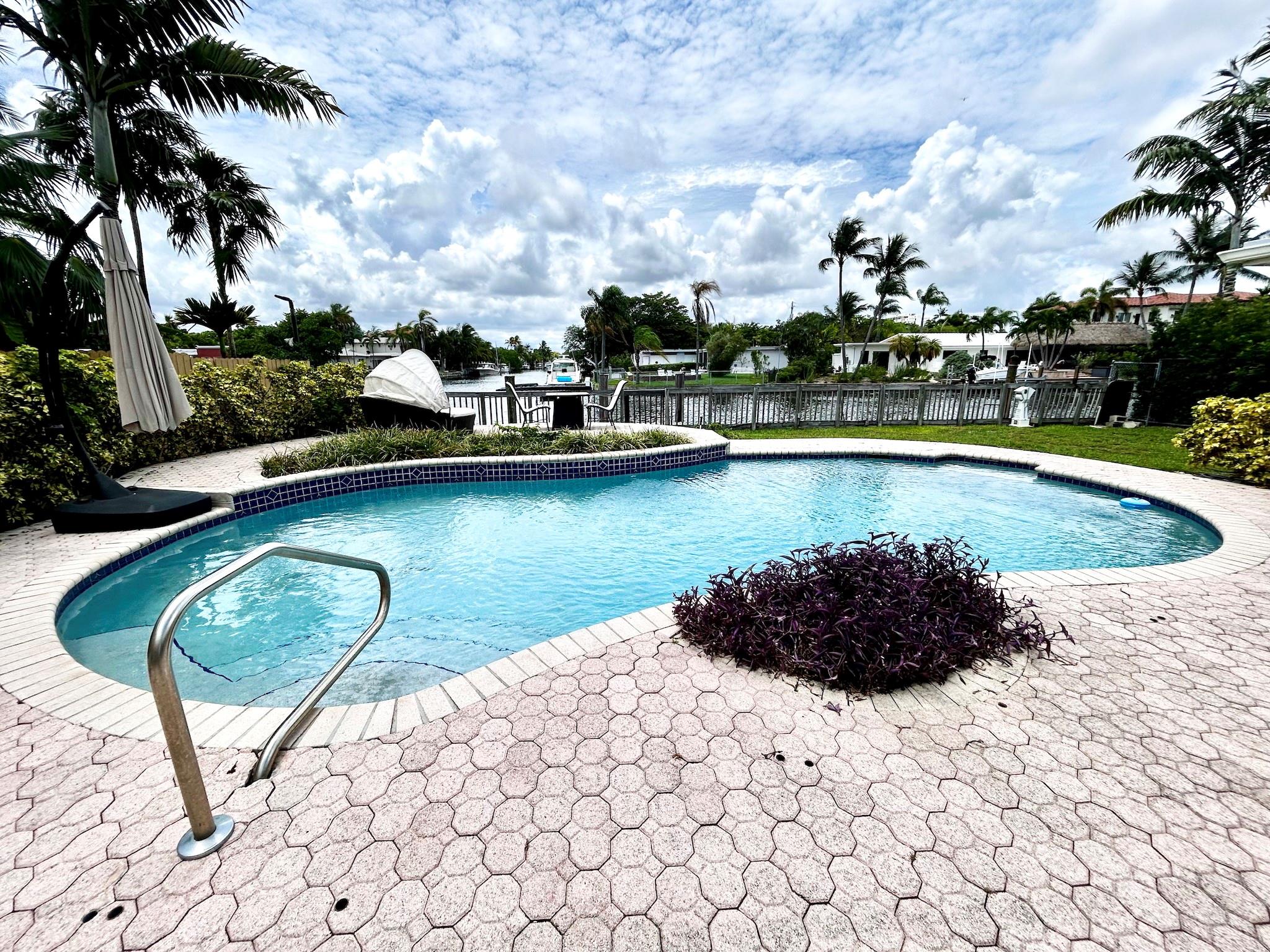 12900 N Bayshore Dr North Miami, FL 33181