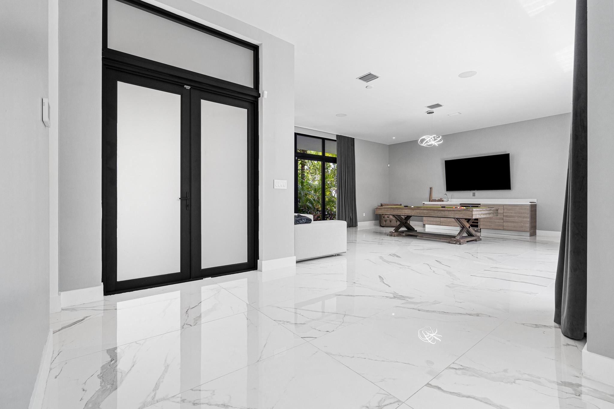 16529 Botaniko Dr N Weston, FL 33326