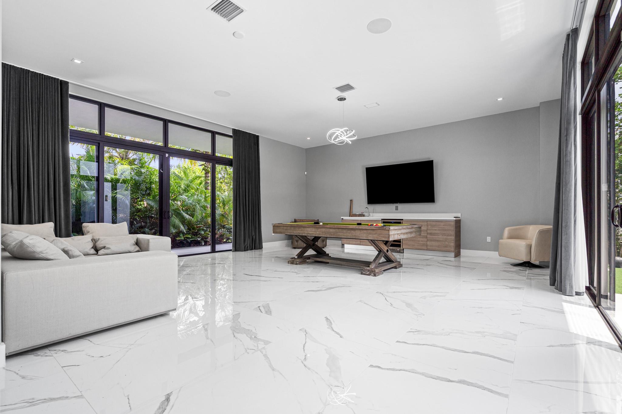 16529 Botaniko Dr N Weston, FL 33326