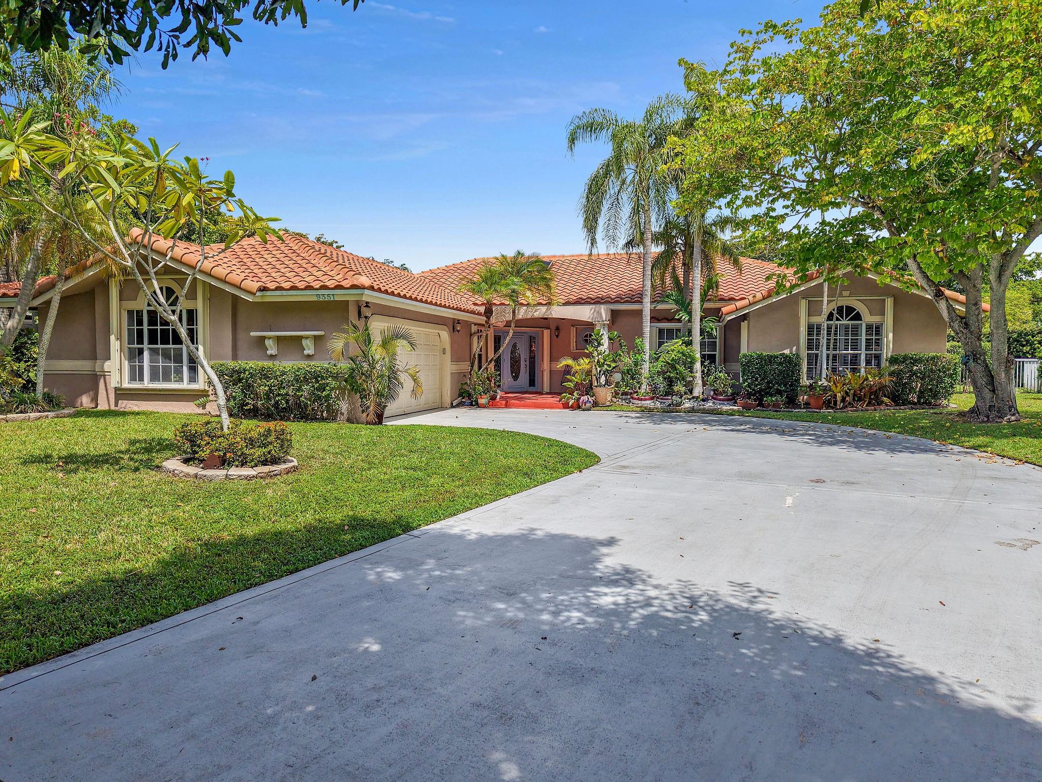 9351 NW 10th Ct