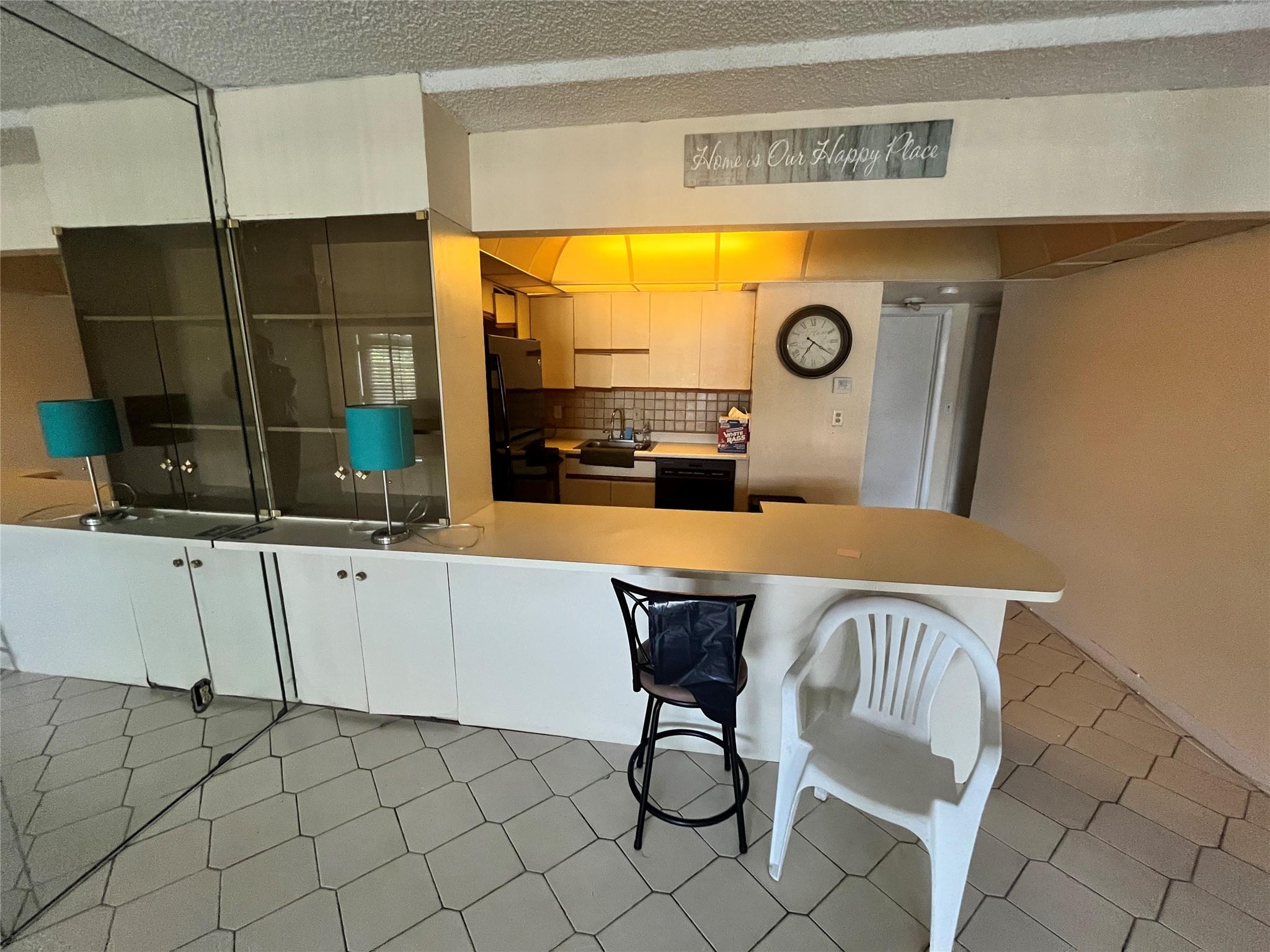 751 Pine Dr #103,Pompano Beach, FL 33060