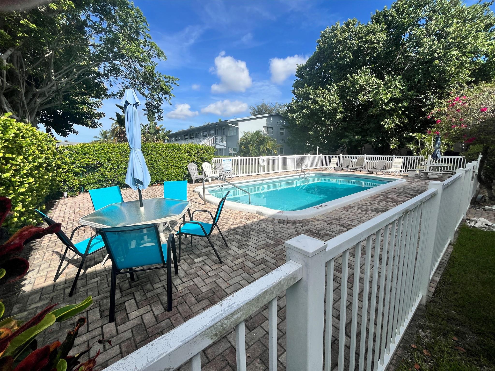 751 Pine Dr #103,Pompano Beach, FL 33060