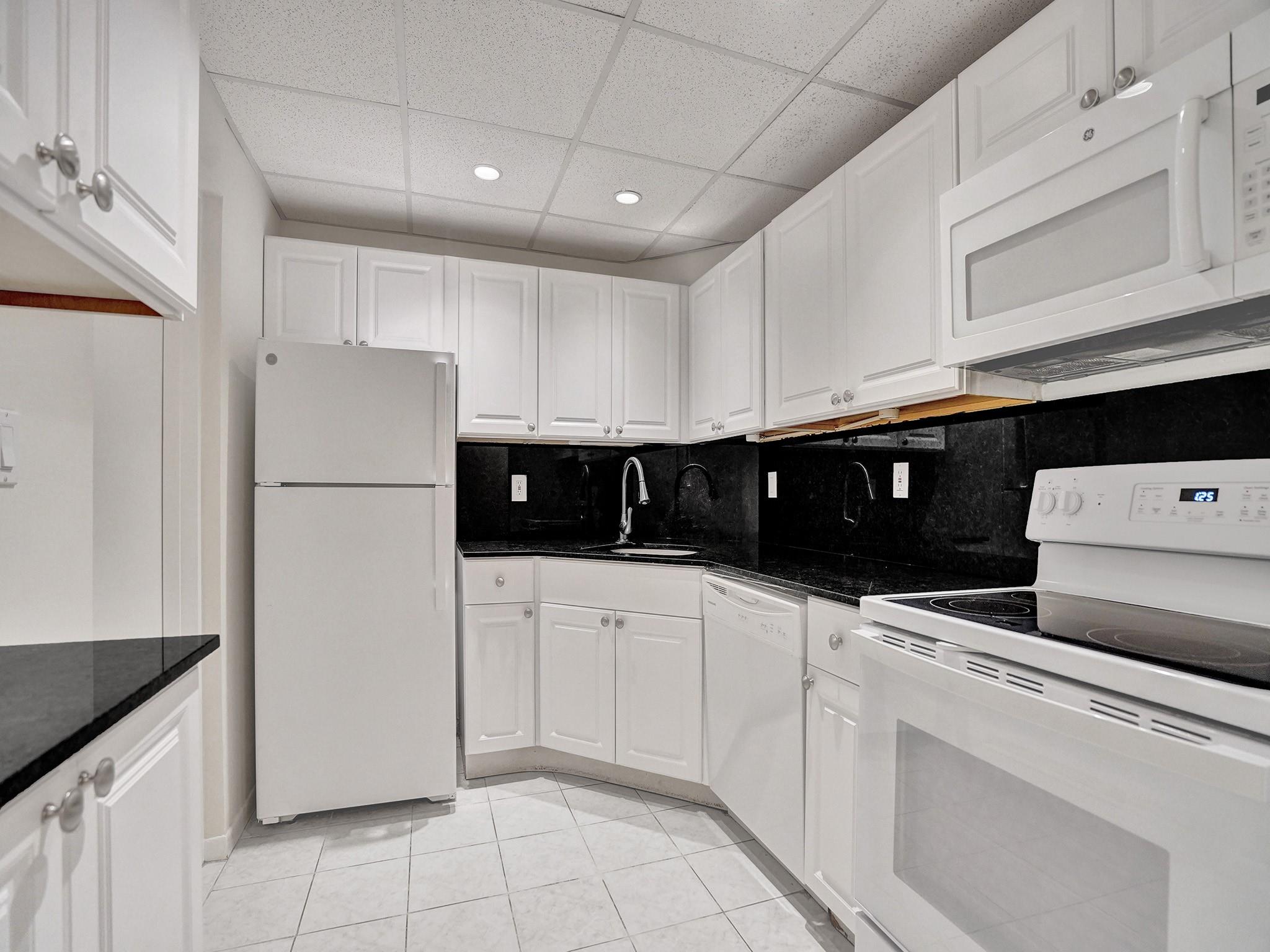 3115 Oakland Shores Dr #110,Oakland Park, FL 33309