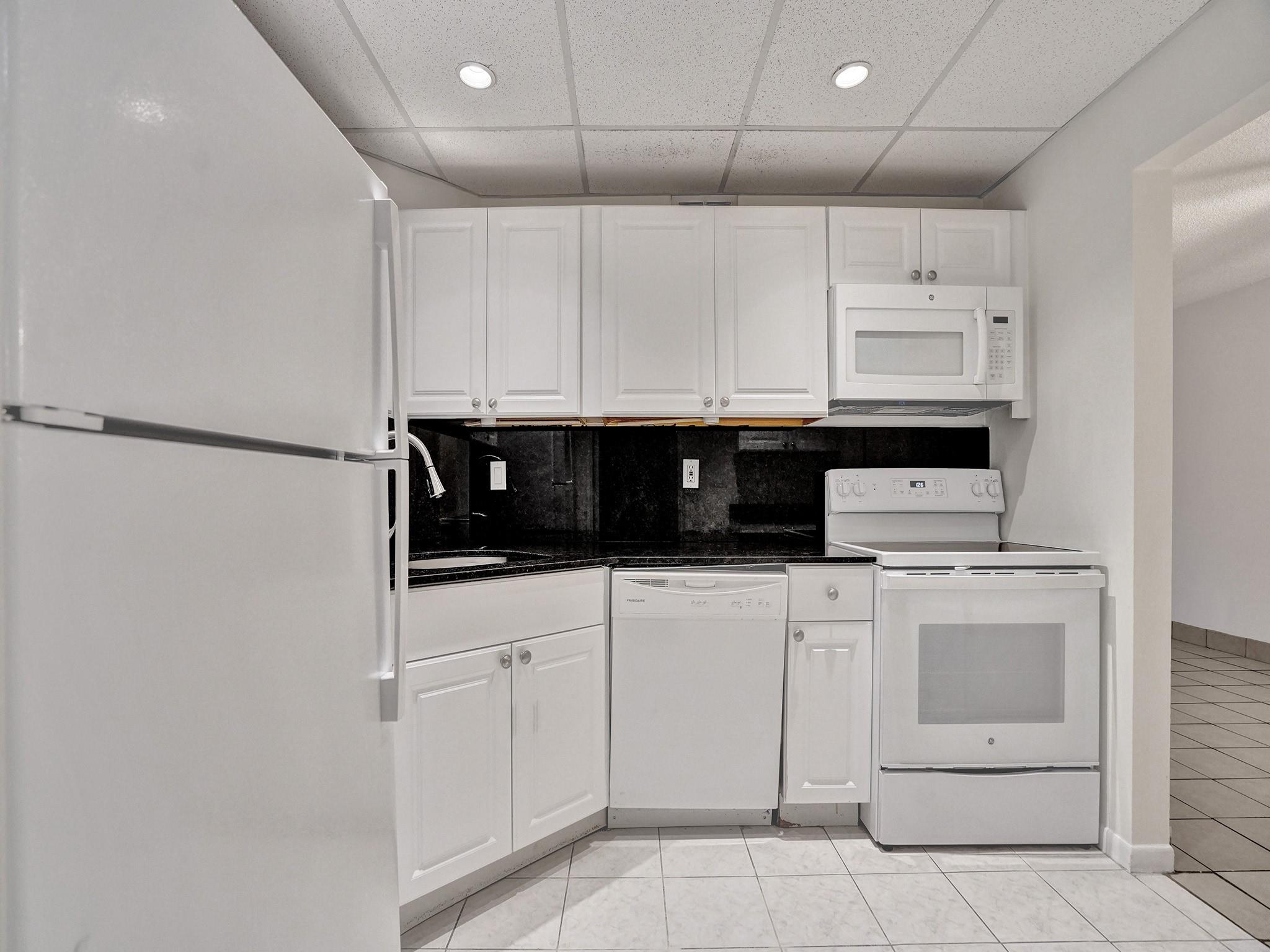 3115 Oakland Shores Dr #110,Oakland Park, FL 33309