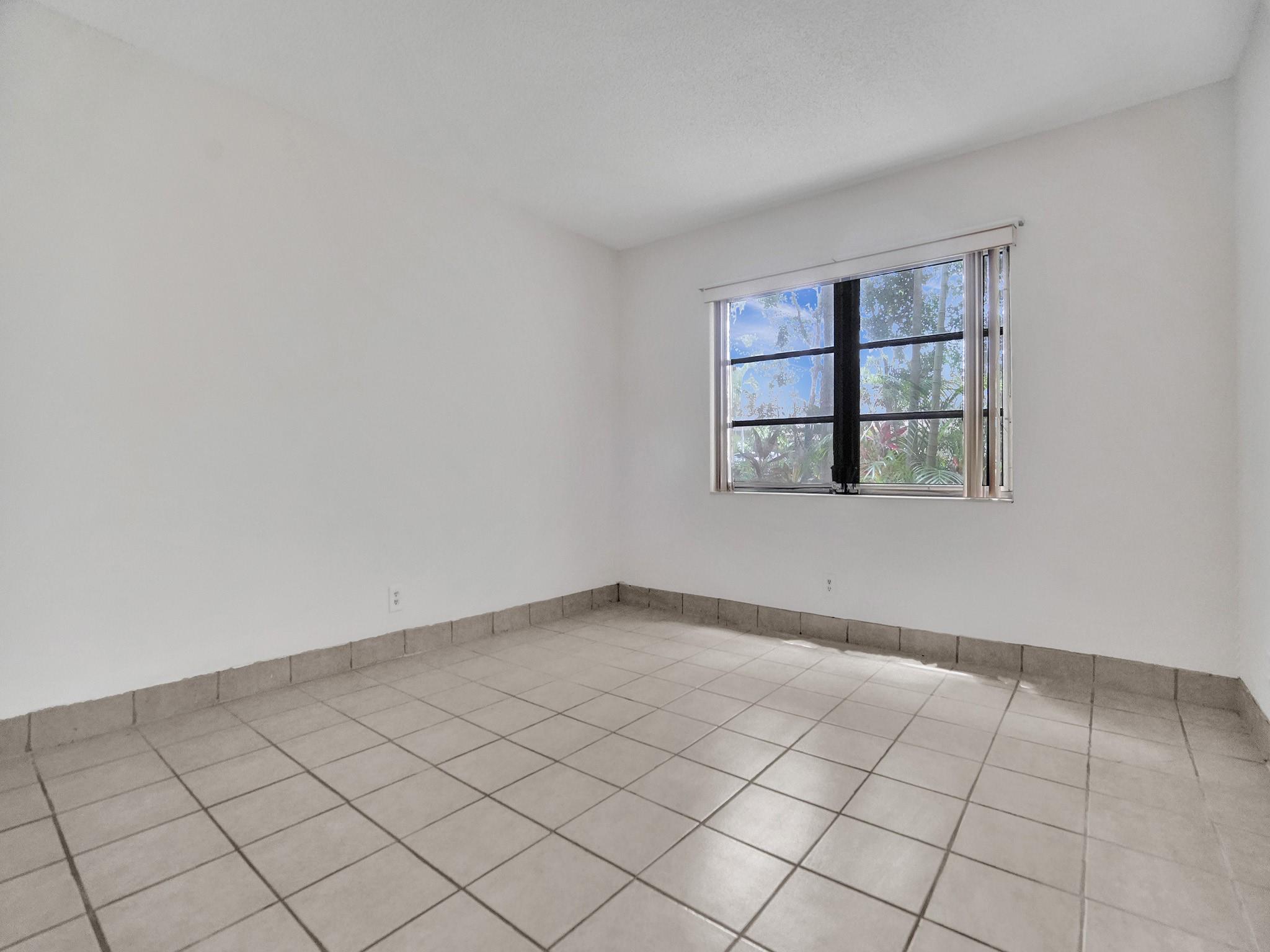 3115 Oakland Shores Dr #110,Oakland Park, FL 33309