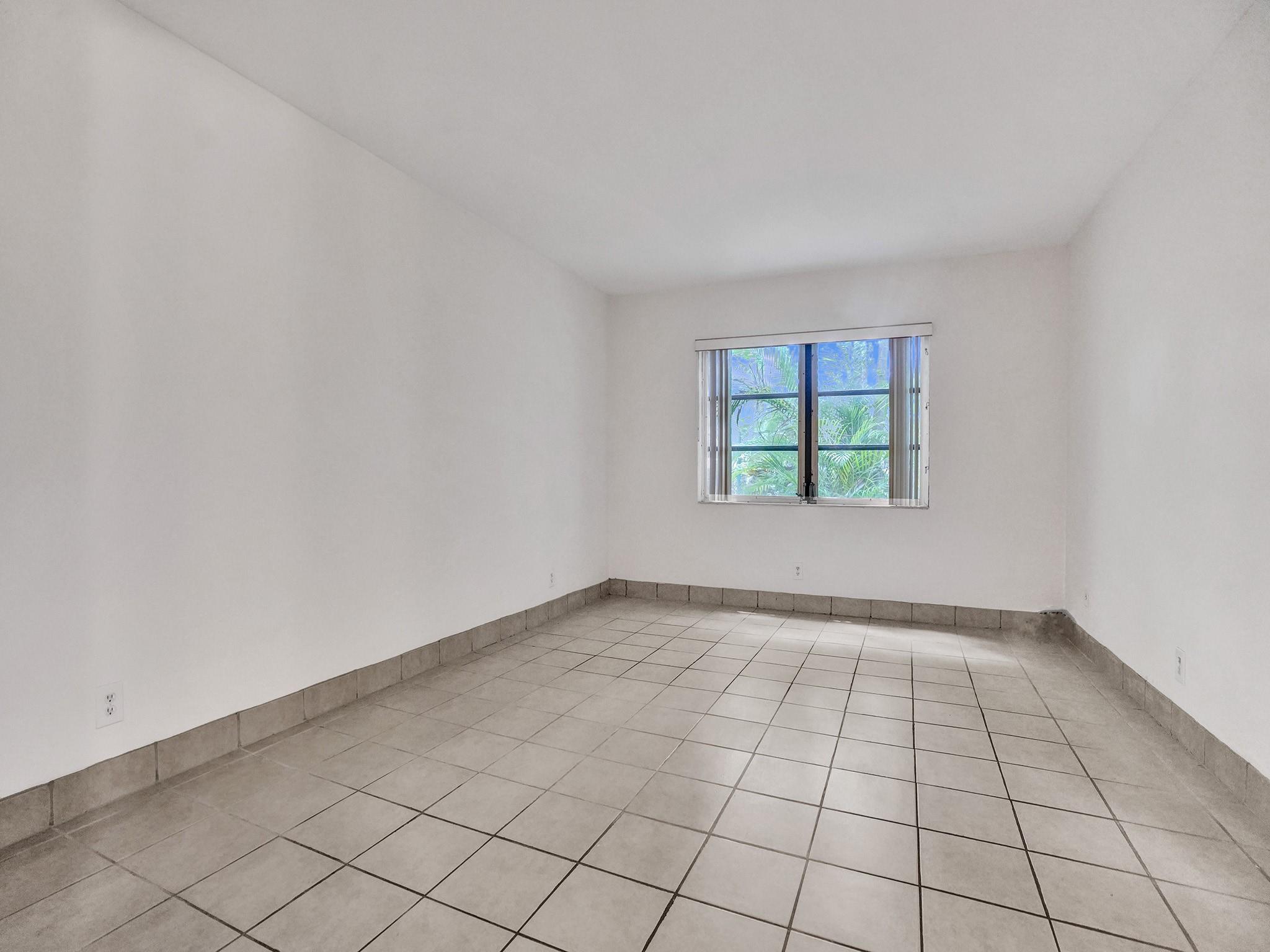 3115 Oakland Shores Dr #110,Oakland Park, FL 33309