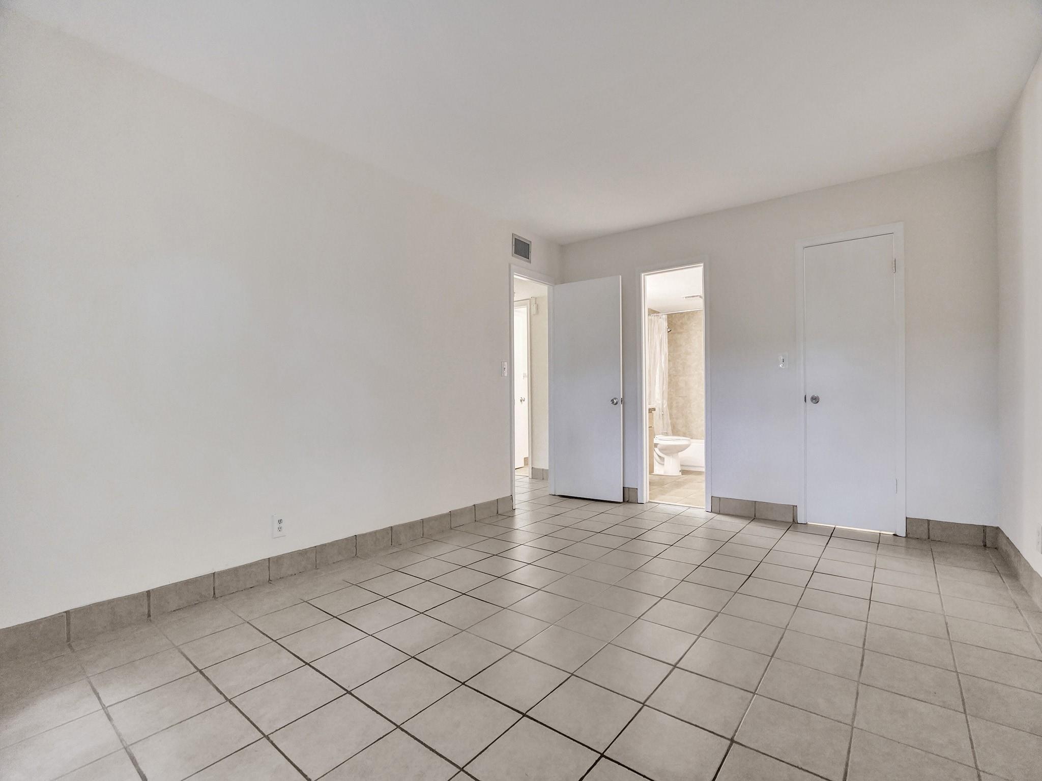 3115 Oakland Shores Dr #110,Oakland Park, FL 33309