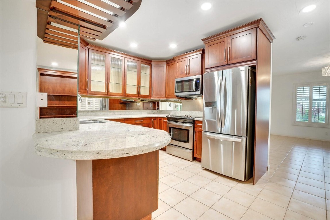 3721 NE 29th Lighthouse Point, FL 33064