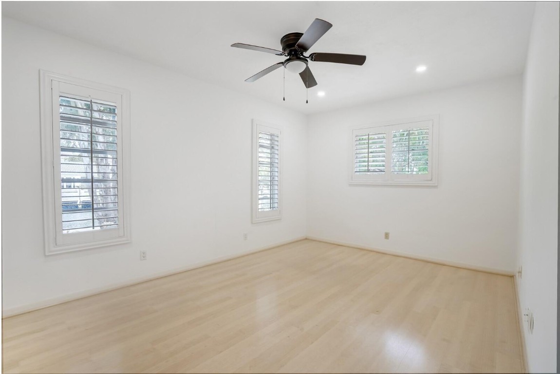 3721 NE 29th Lighthouse Point, FL 33064