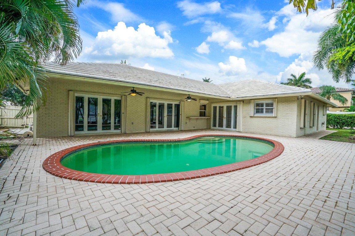 3721 NE 29th Lighthouse Point, FL 33064