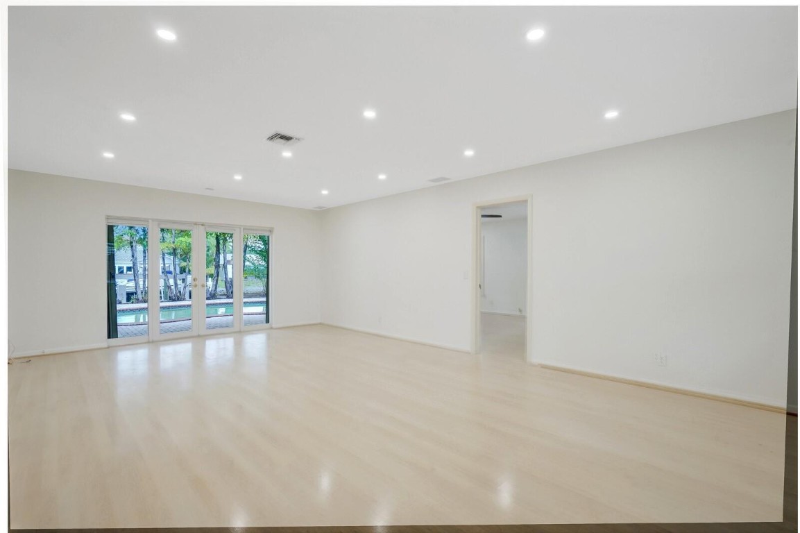 3721 NE 29th Lighthouse Point, FL 33064