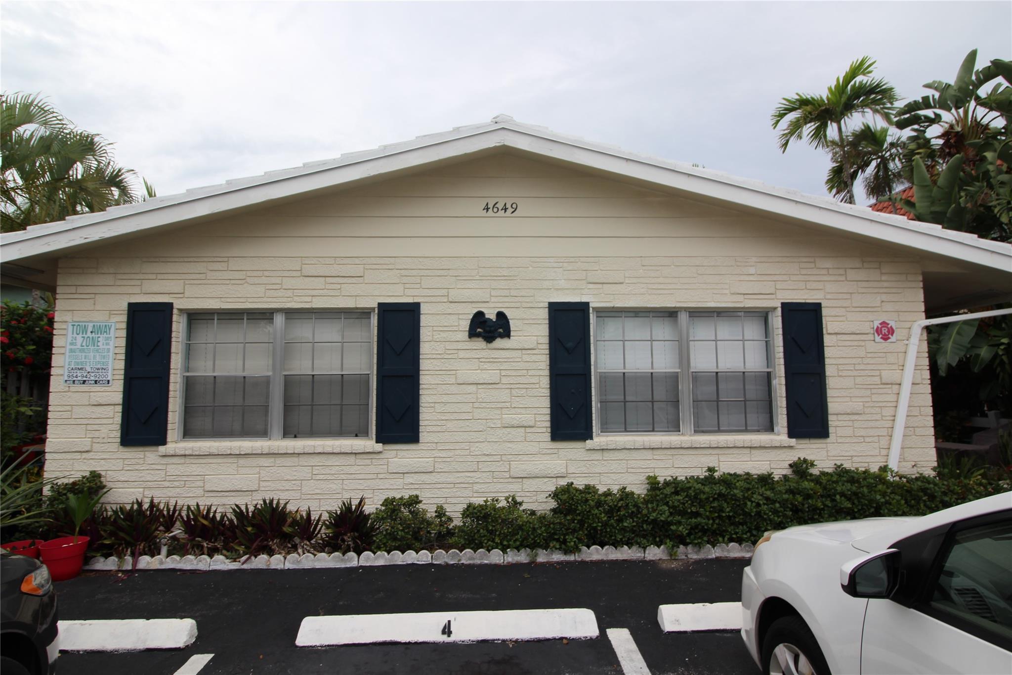 4649 Bougainvilla Dr #4