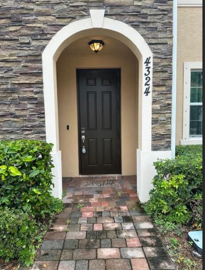 4324 Maybelle Ln