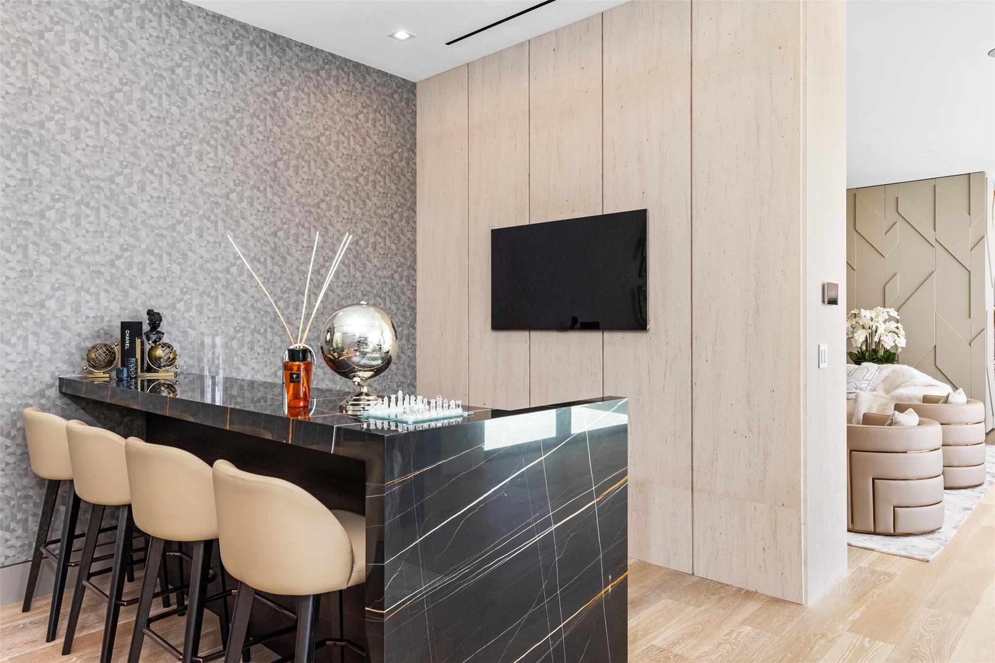 68 Isla Bahia Dr Fort Lauderdale, FL 33316