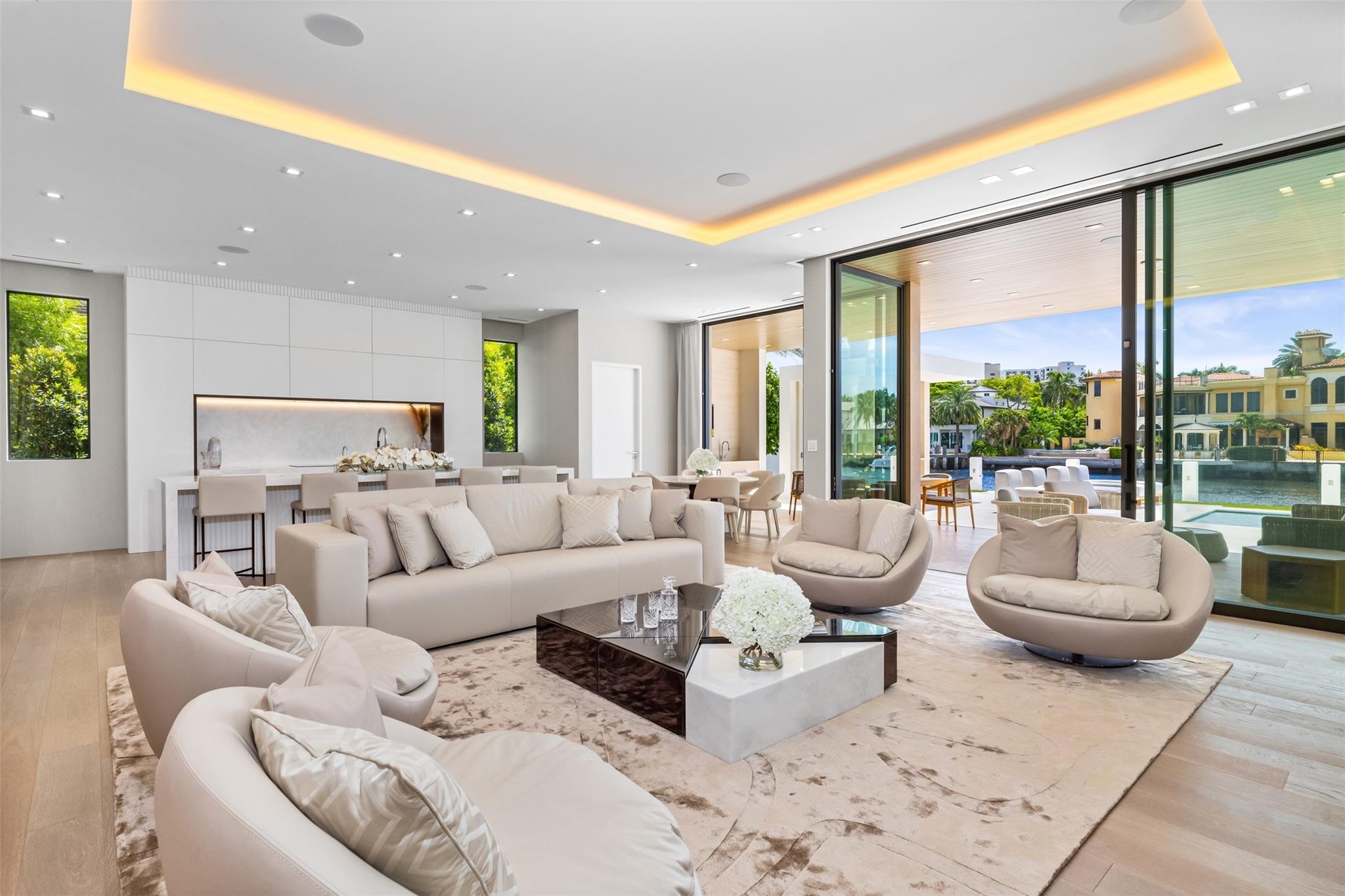 68 Isla Bahia Dr Fort Lauderdale, FL 33316