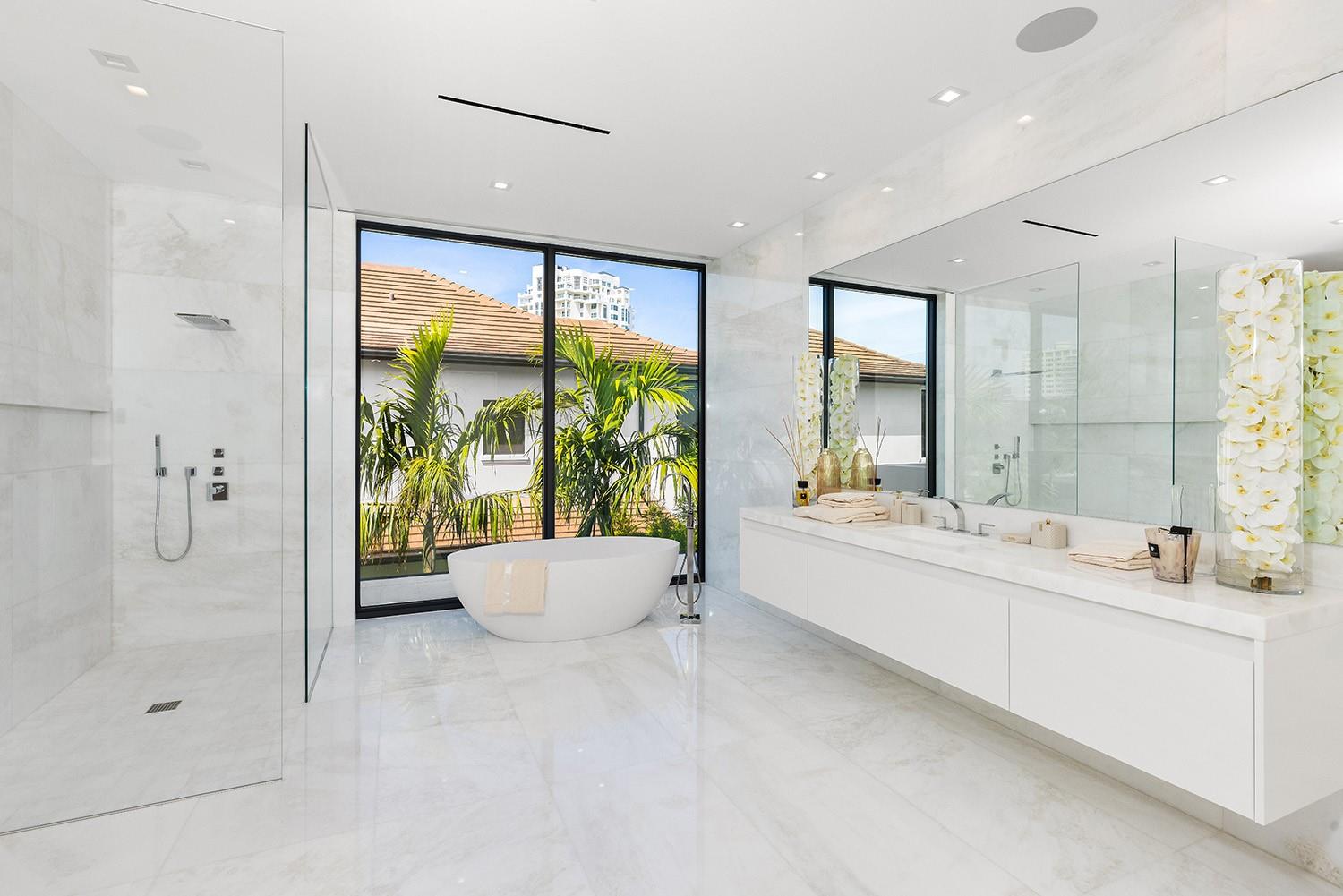 68 Isla Bahia Dr Fort Lauderdale, FL 33316