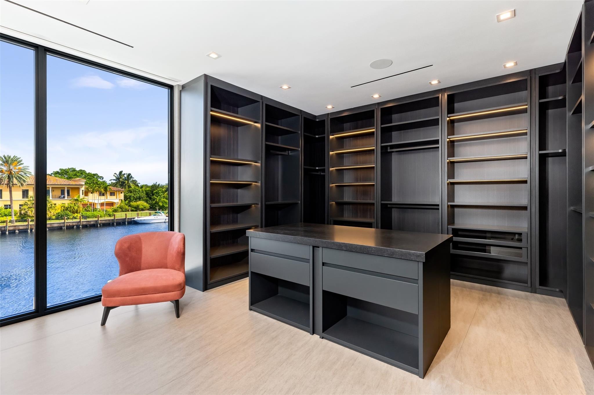 68 Isla Bahia Dr Fort Lauderdale, FL 33316