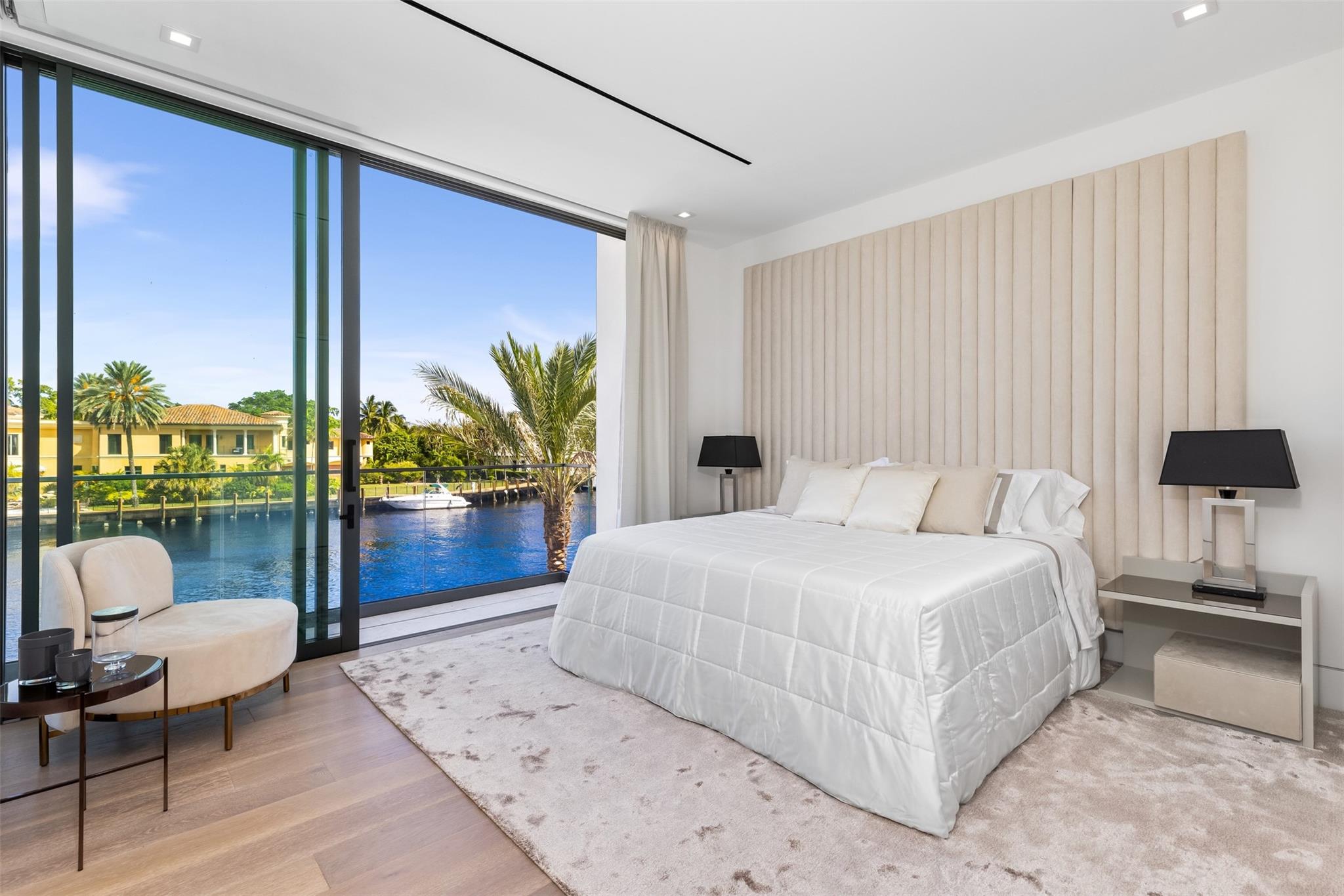 68 Isla Bahia Dr Fort Lauderdale, FL 33316