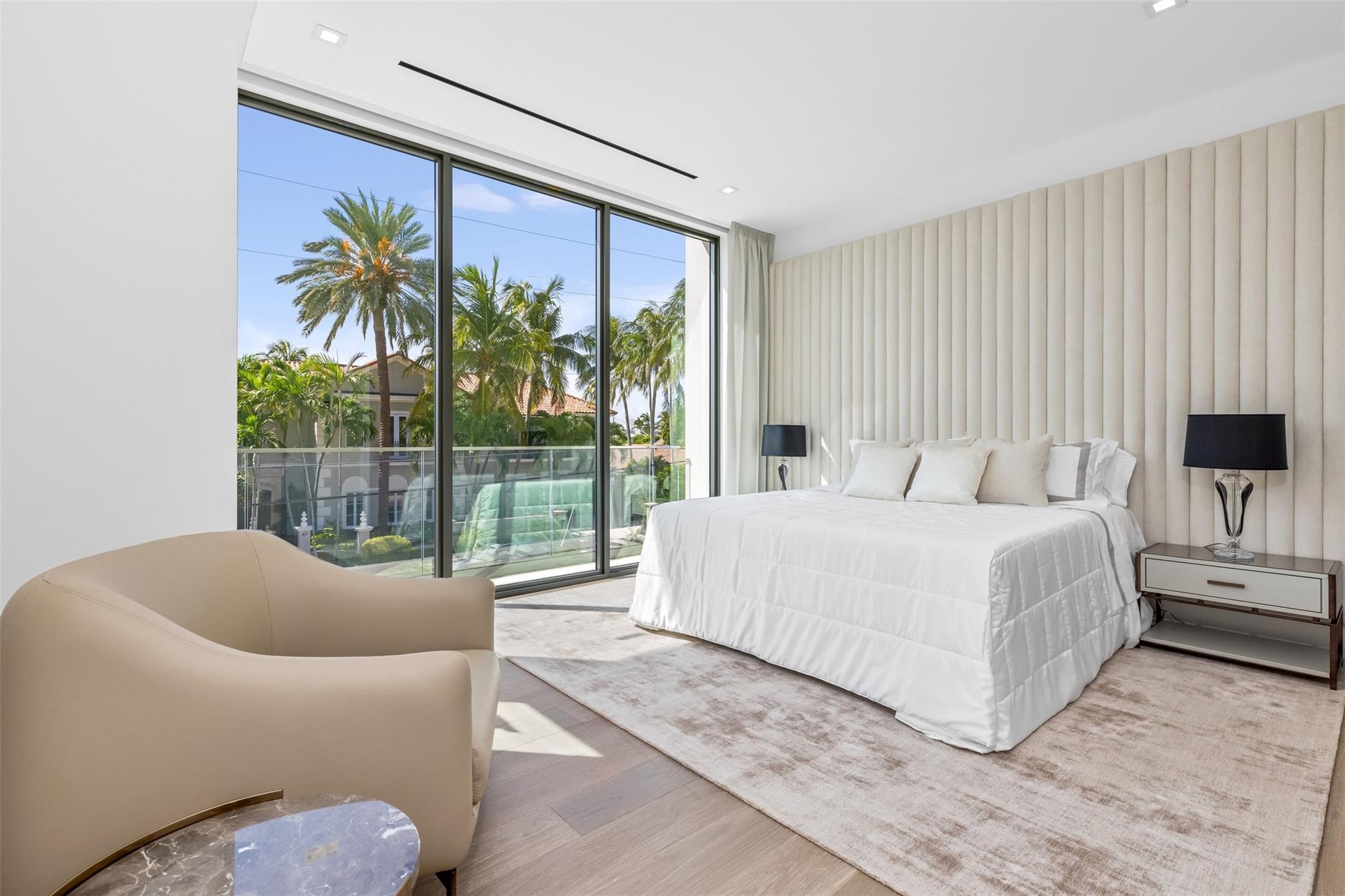 68 Isla Bahia Dr Fort Lauderdale, FL 33316