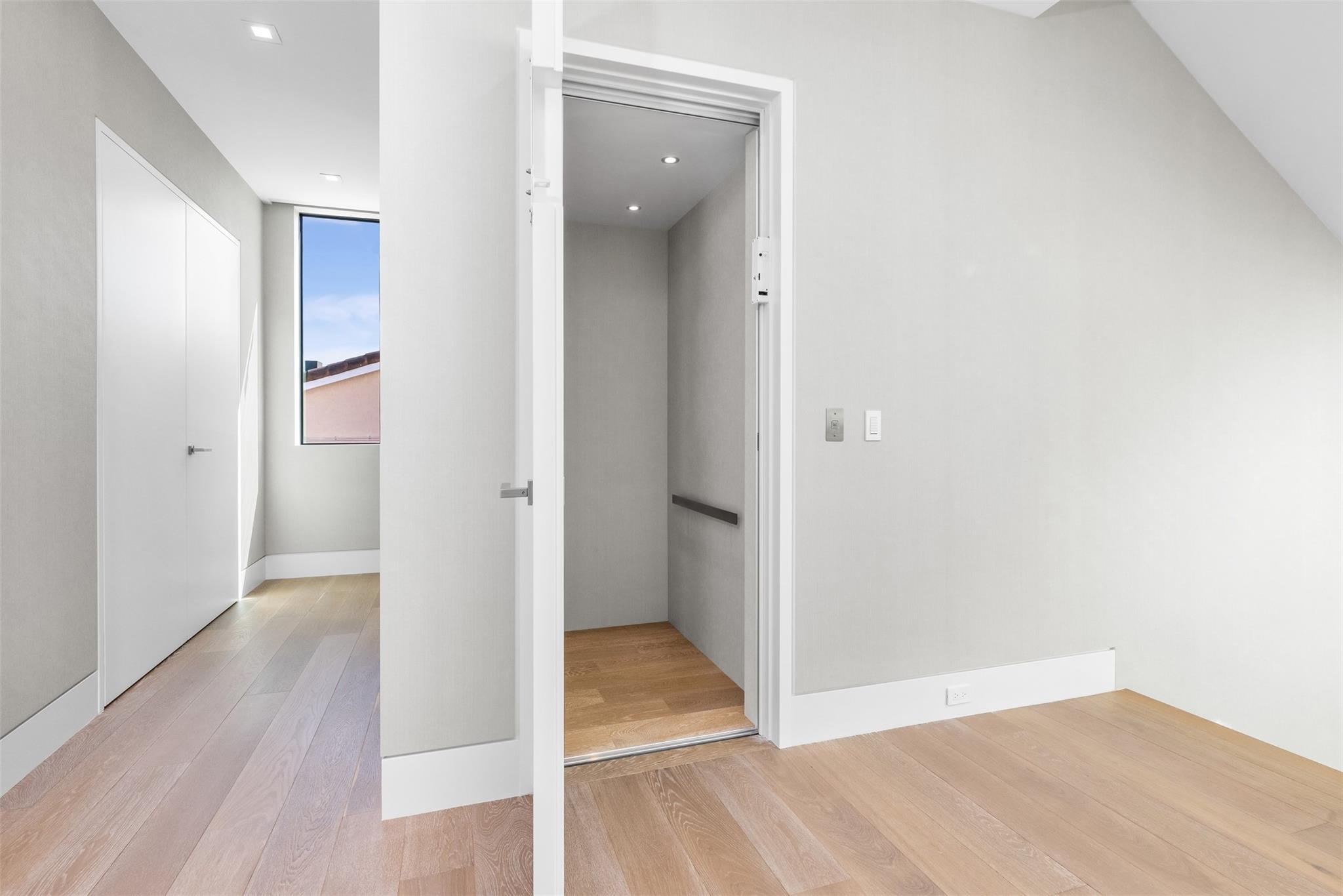 68 Isla Bahia Dr Fort Lauderdale, FL 33316