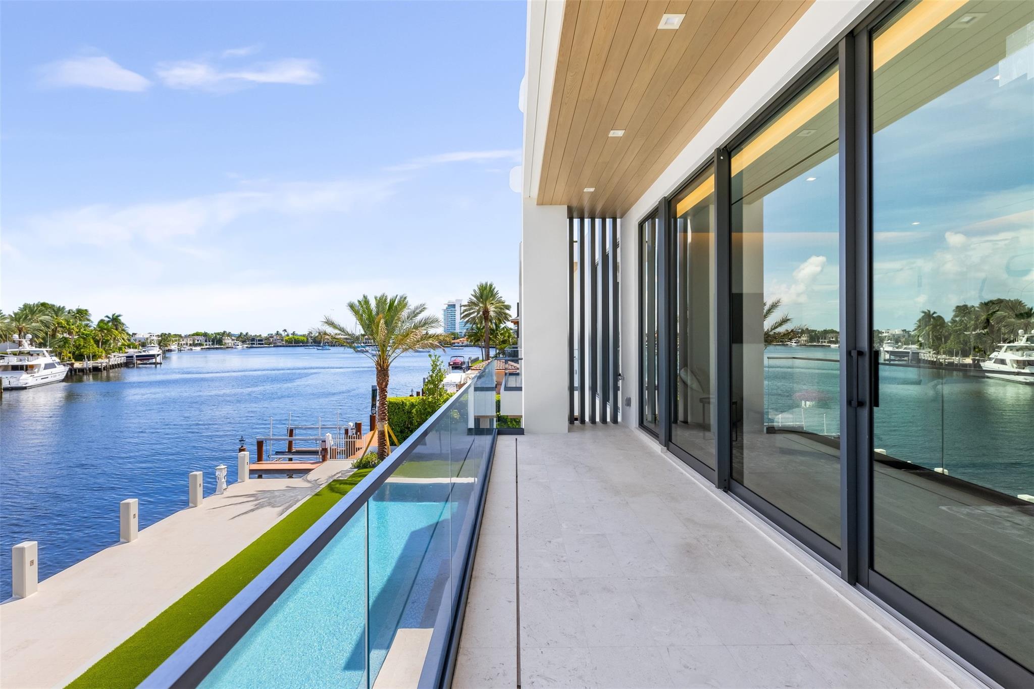 68 Isla Bahia Dr Fort Lauderdale, FL 33316