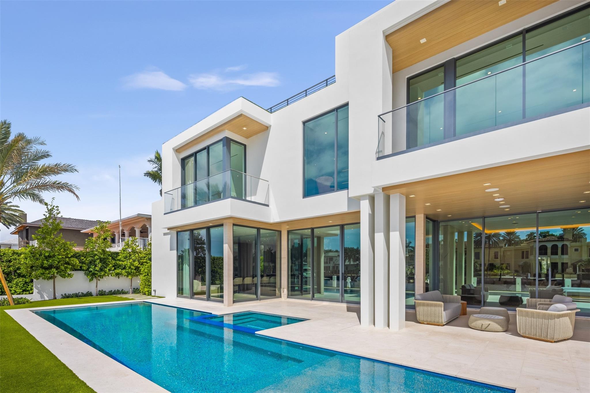 68 Isla Bahia Dr Fort Lauderdale, FL 33316