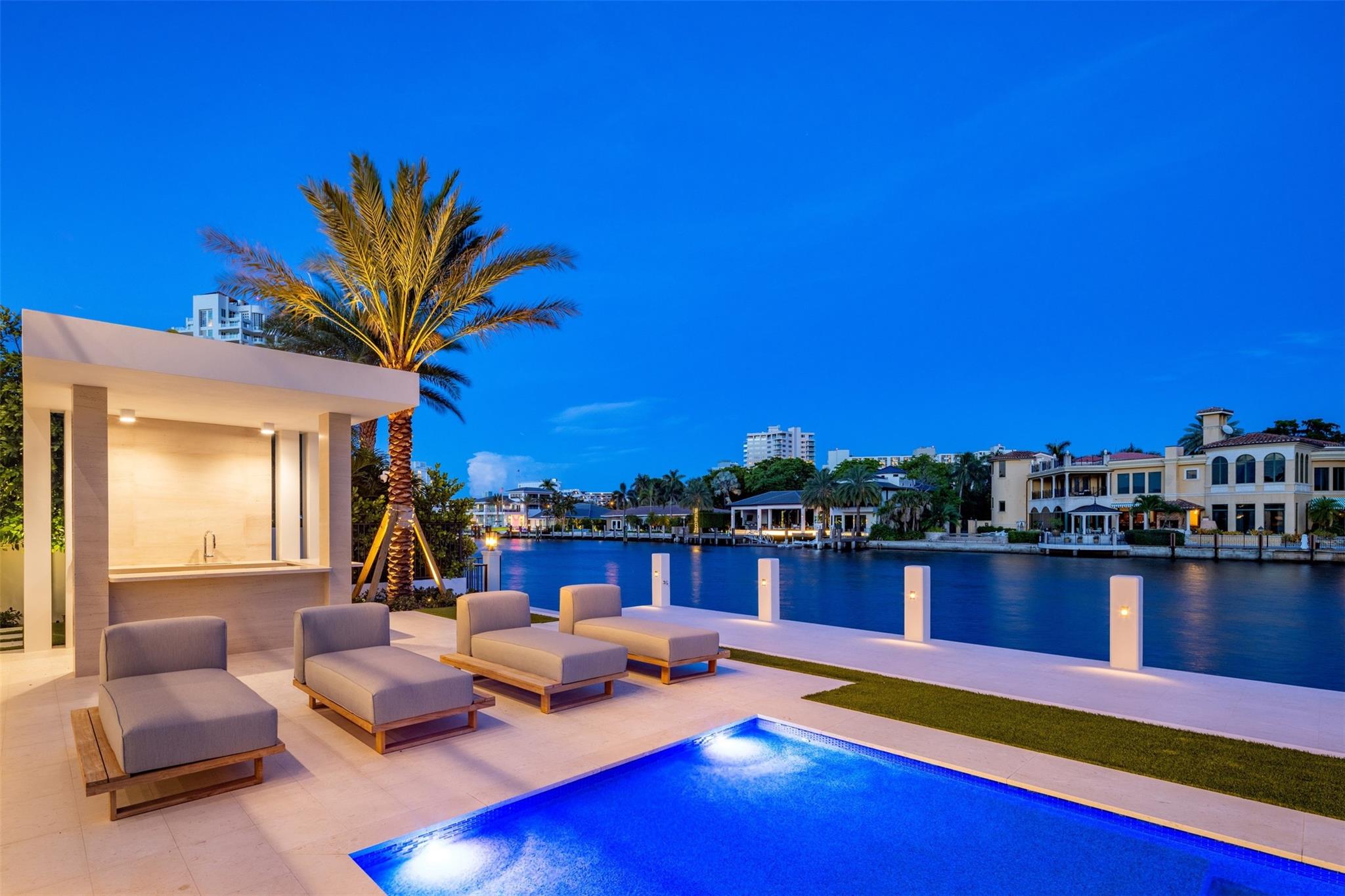 68 Isla Bahia Dr Fort Lauderdale, FL 33316