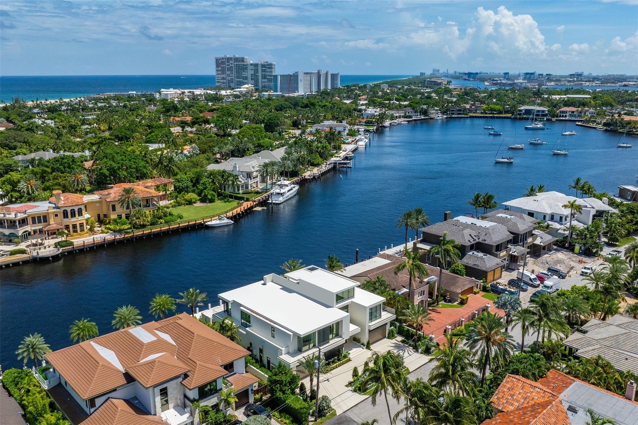 68 Isla Bahia Dr Fort Lauderdale, FL 33316