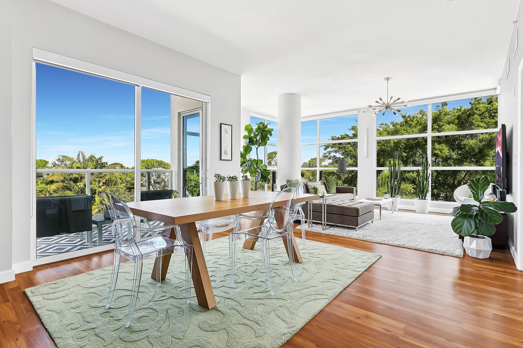 2301 Wilton Dr #R303