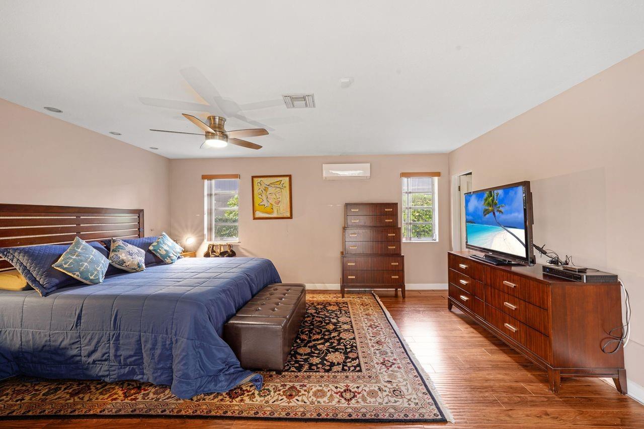 6207 Royal Poinciana Ln Tamarac, FL 33319